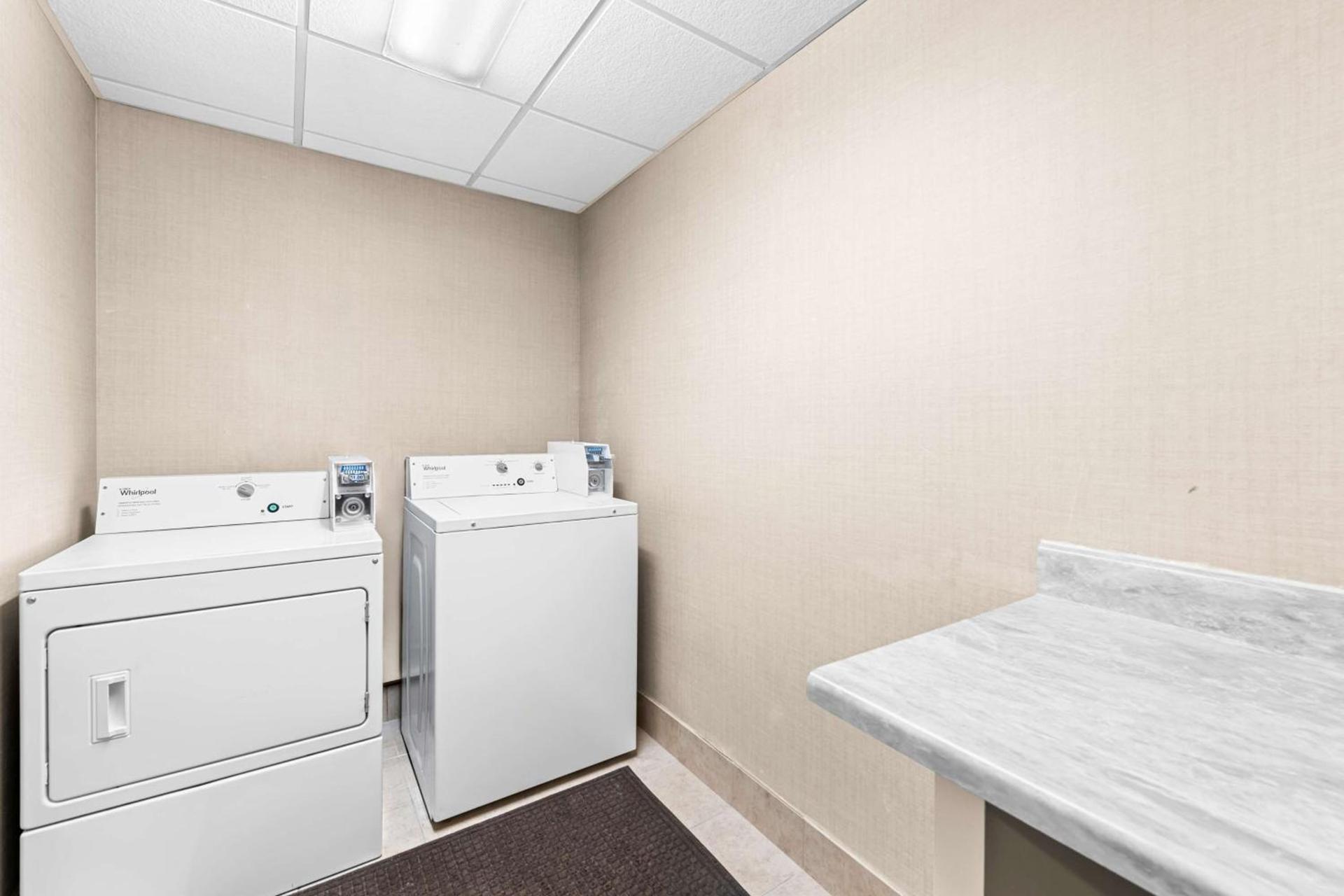 Hampton Inn Chattanooga-North photo 48