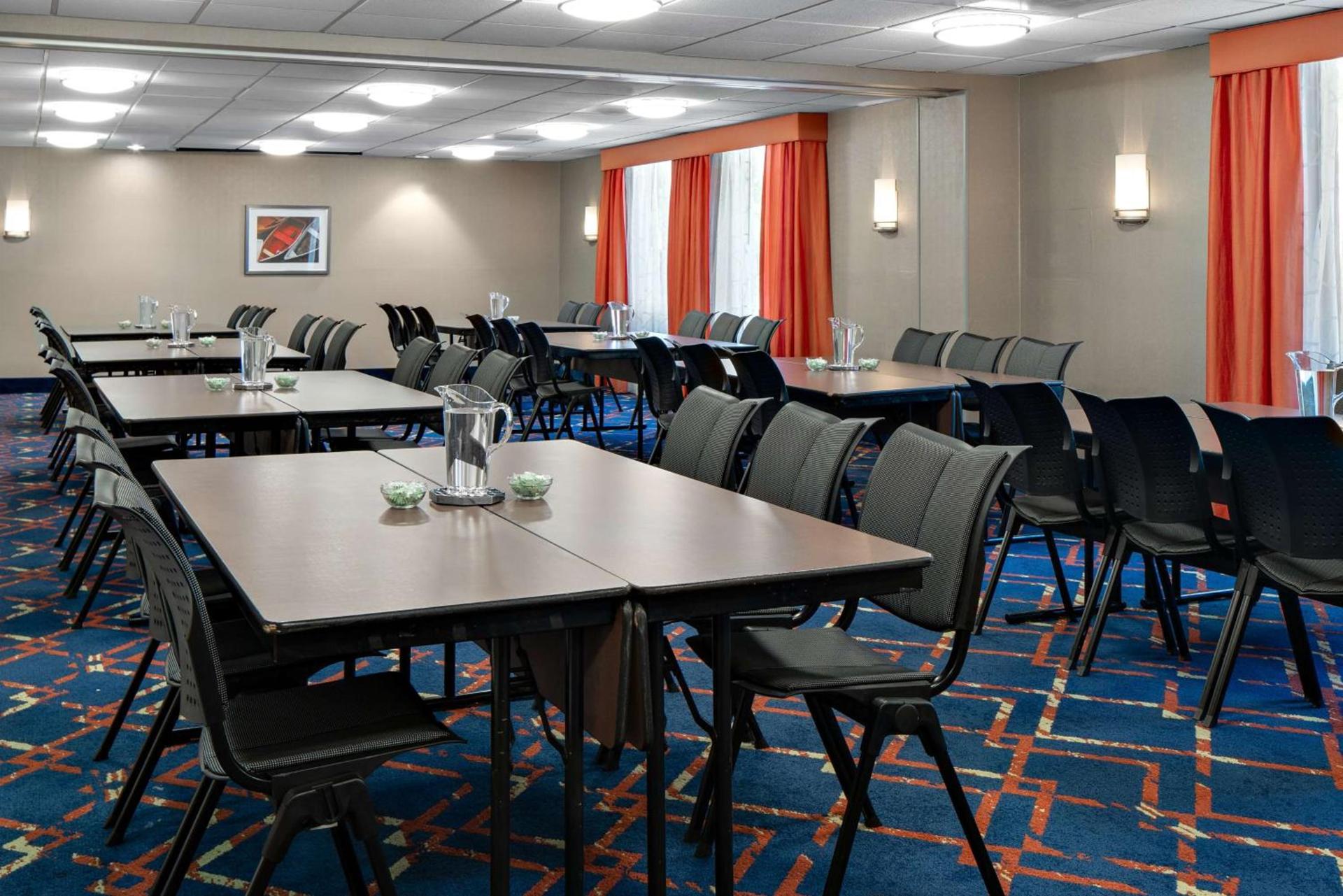 Hampton Inn & Suites Annapolis photo 27