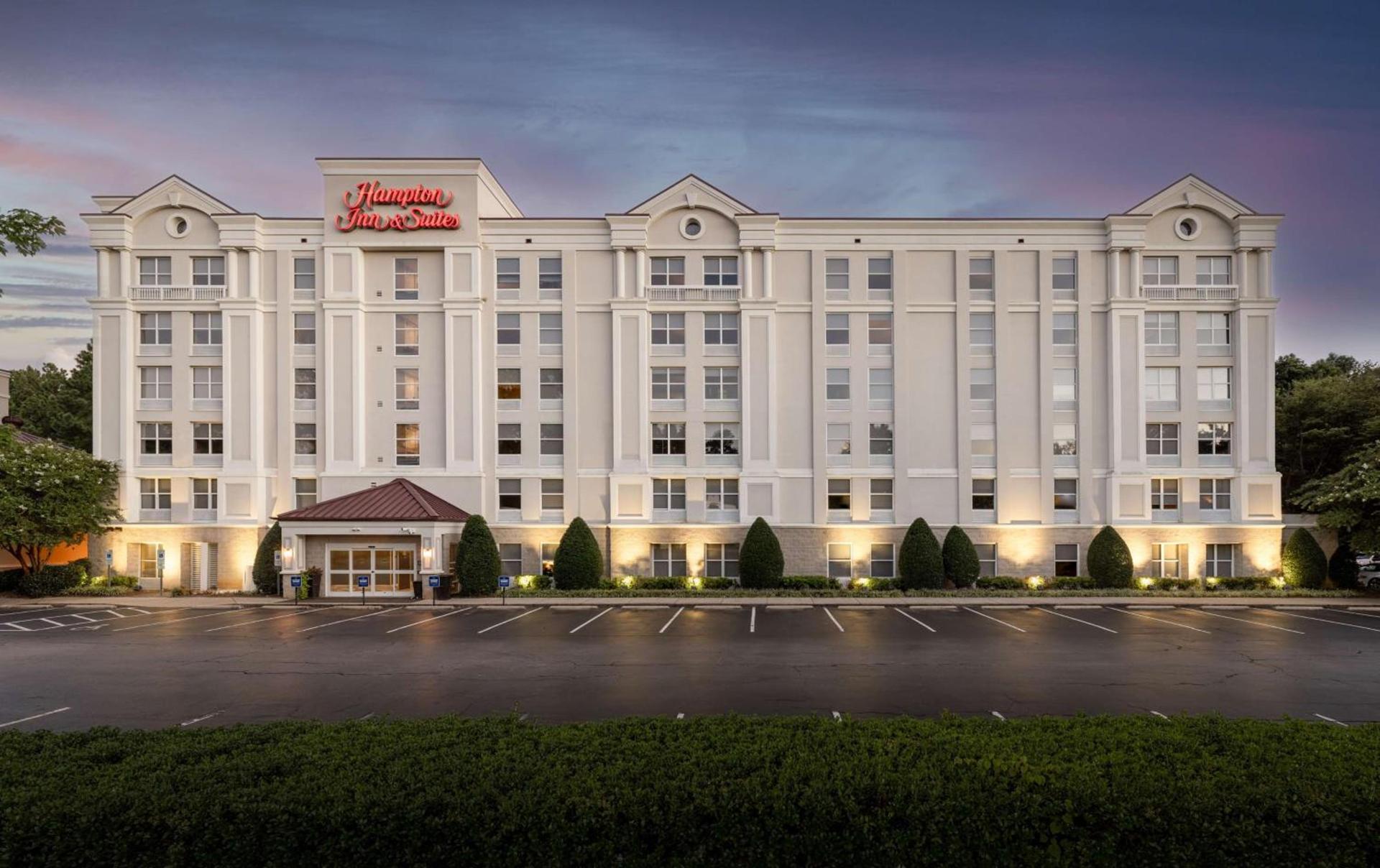Hampton Inn & Suites Raleigh Cary Lenovo Center photo 5