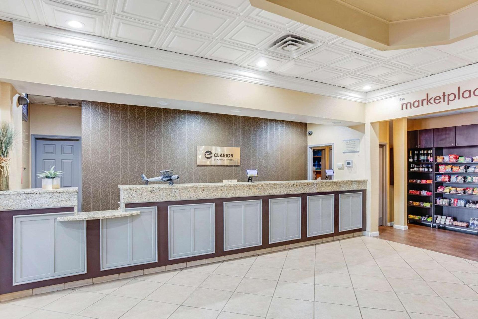 Clarion Inn Asheville Airport photo 3