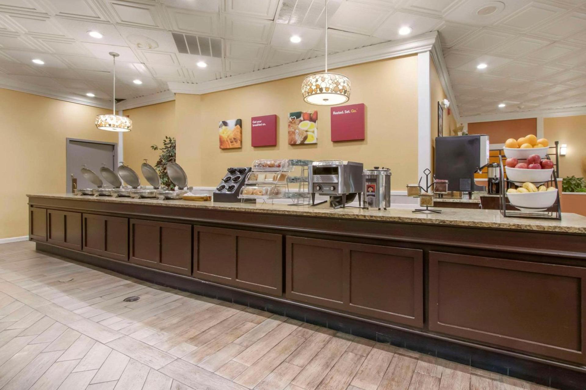 Clarion Inn Asheville Airport photo 23