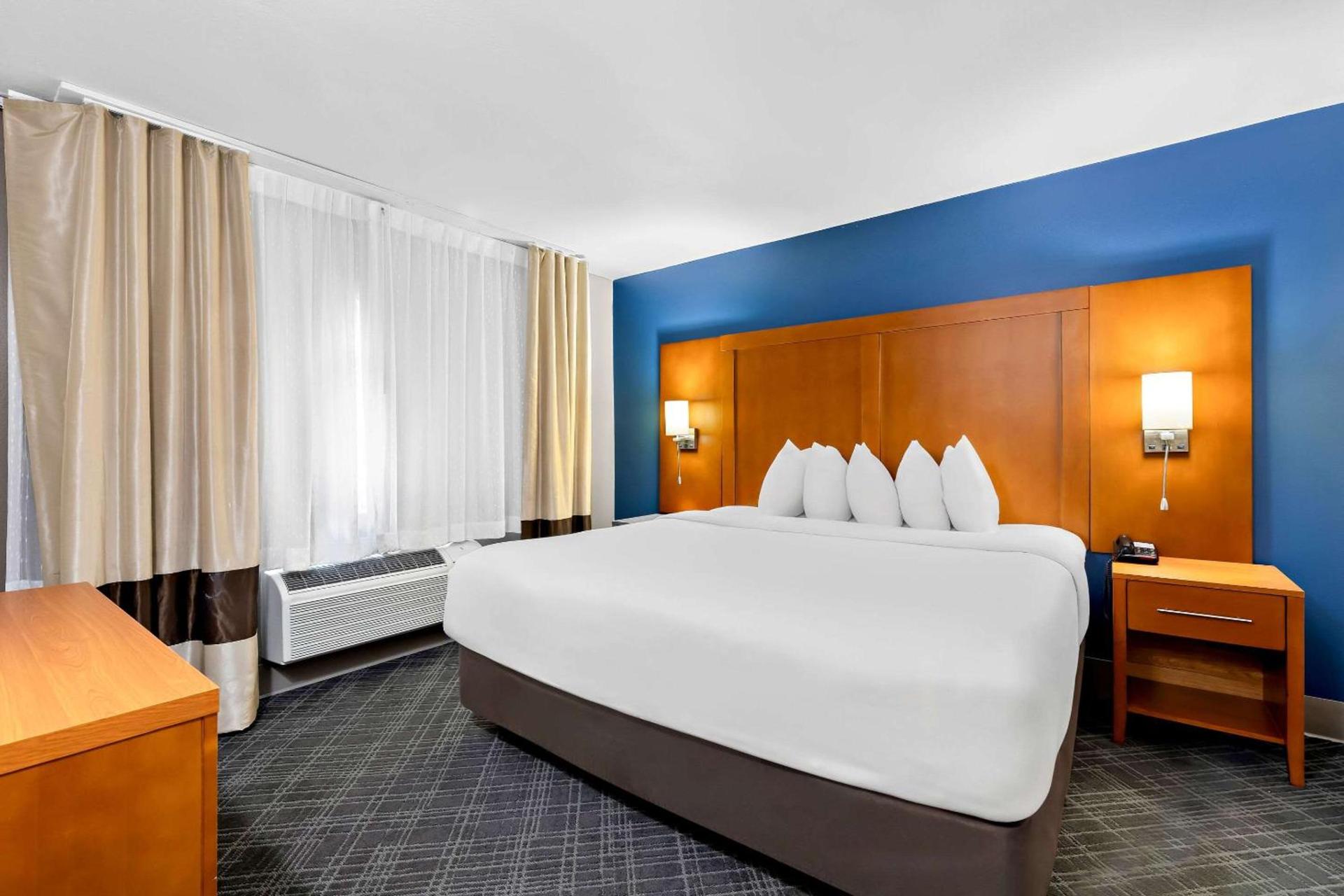 Comfort Inn & Suites Nashville Near Tanger Outlets I-24 Antioch photo 31
