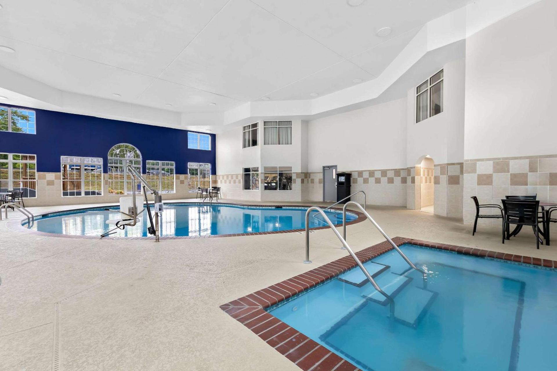 Comfort Inn & Suites Nashville Near Tanger Outlets I-24 Antioch photo 41