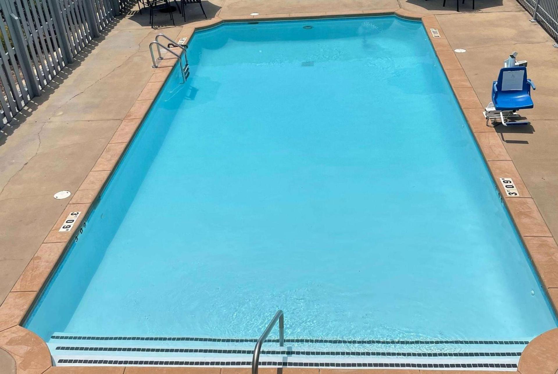 Quality Inn & Suites Tuscaloosa near University photo 6