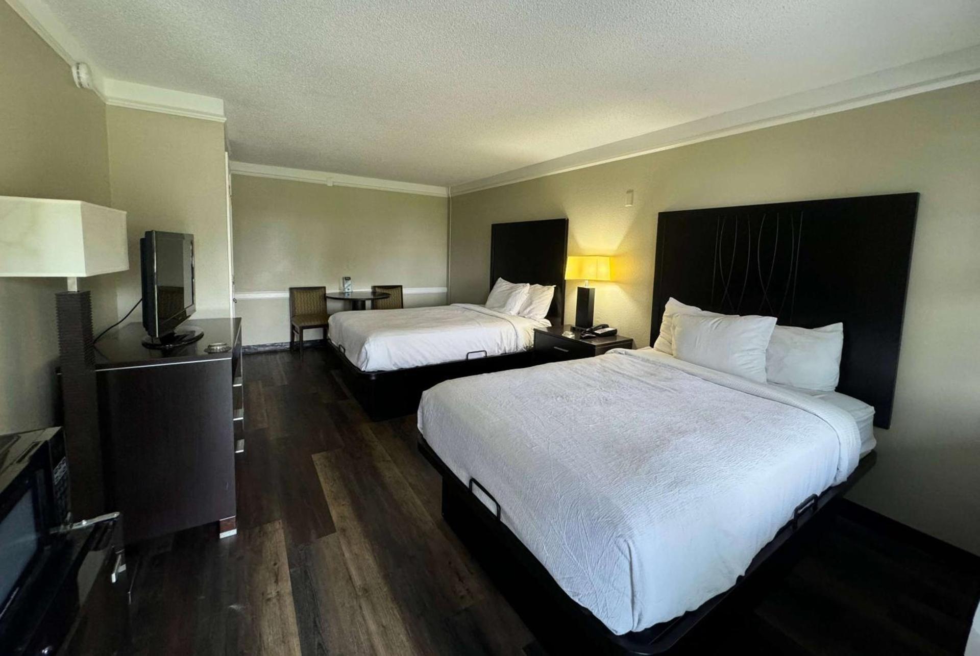 Quality Inn & Suites Tuscaloosa near University photo 16