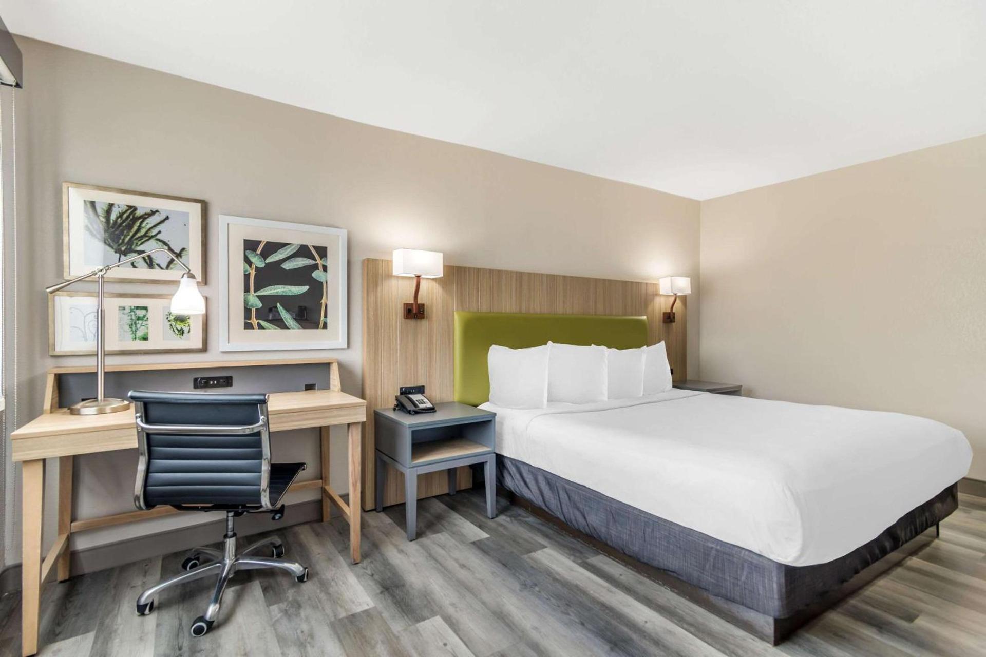 Country Inn & Suites by Radisson, Atlanta Airport South, GA photo 10