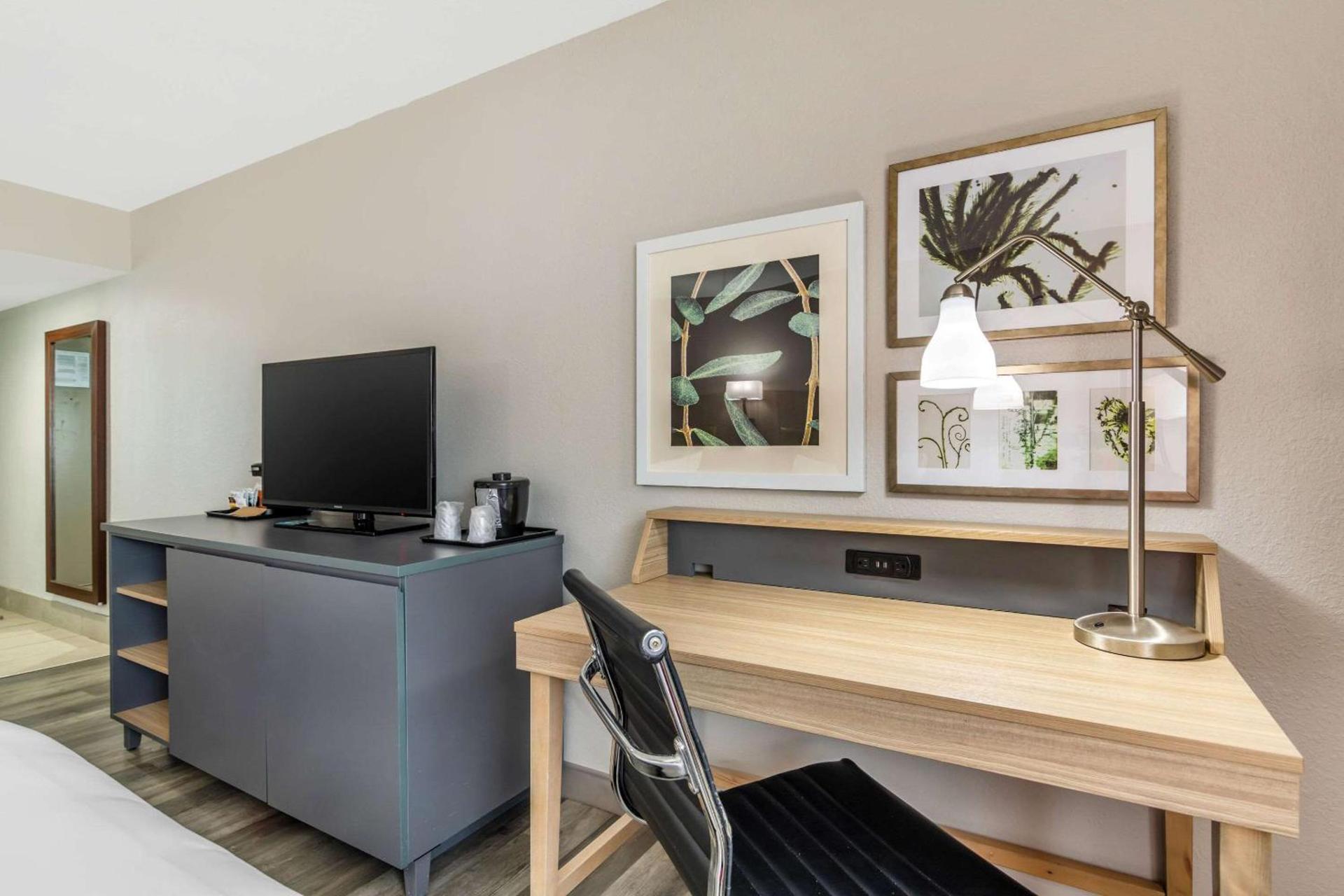 Country Inn & Suites by Radisson, Atlanta Airport South, GA photo 18