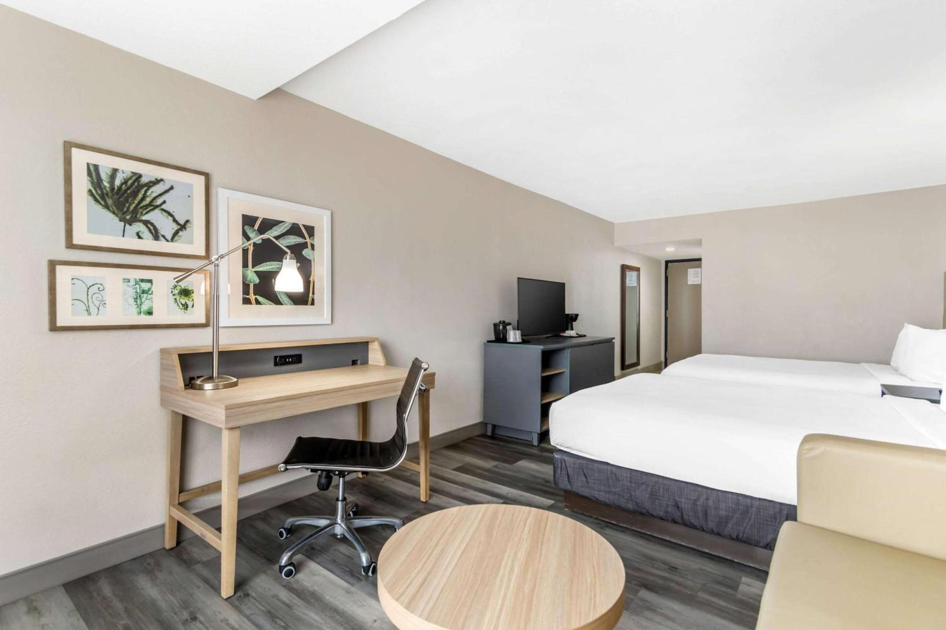 Country Inn & Suites by Radisson, Atlanta Airport South, GA photo 29
