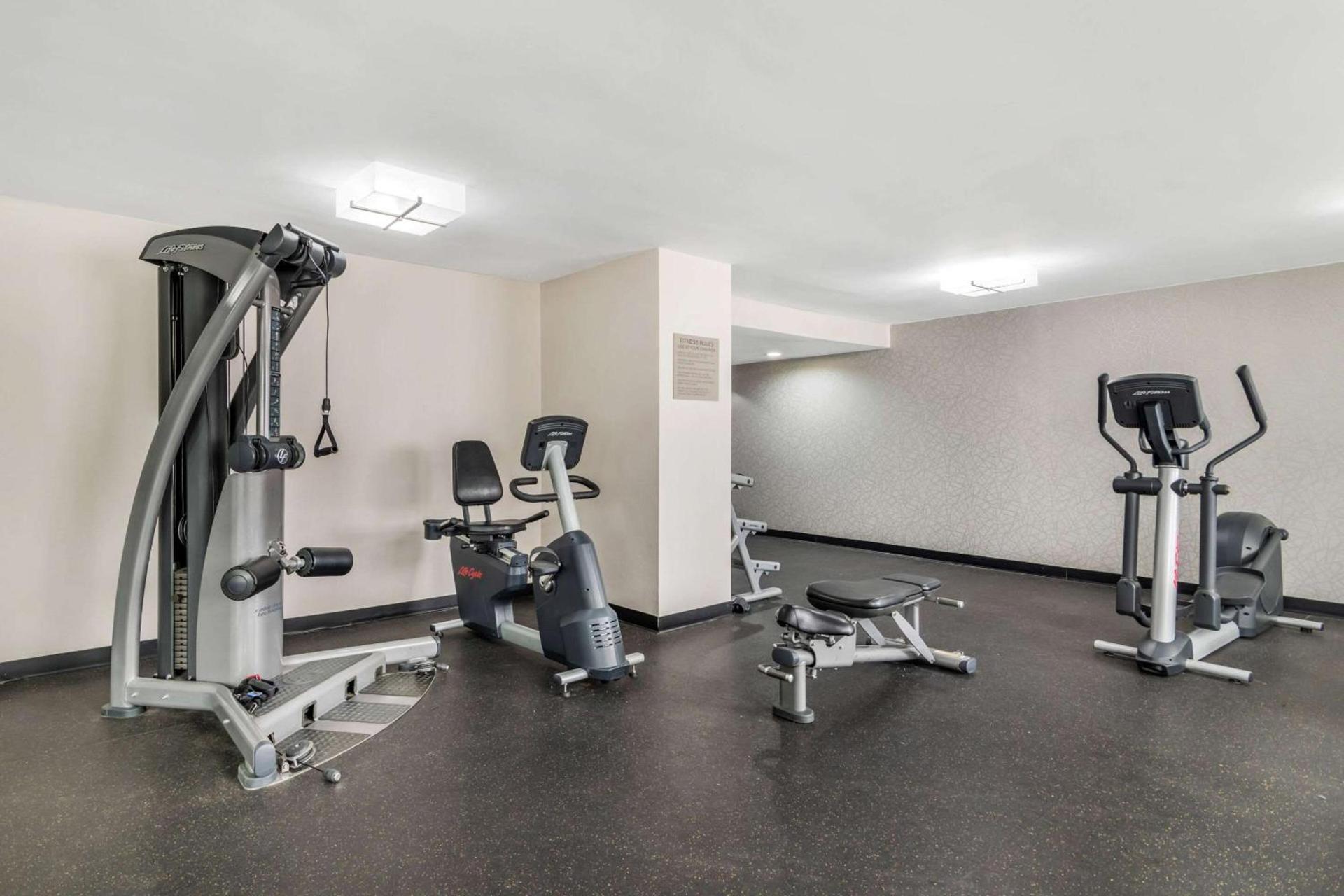 Country Inn & Suites by Radisson, Atlanta Airport South, GA photo 36
