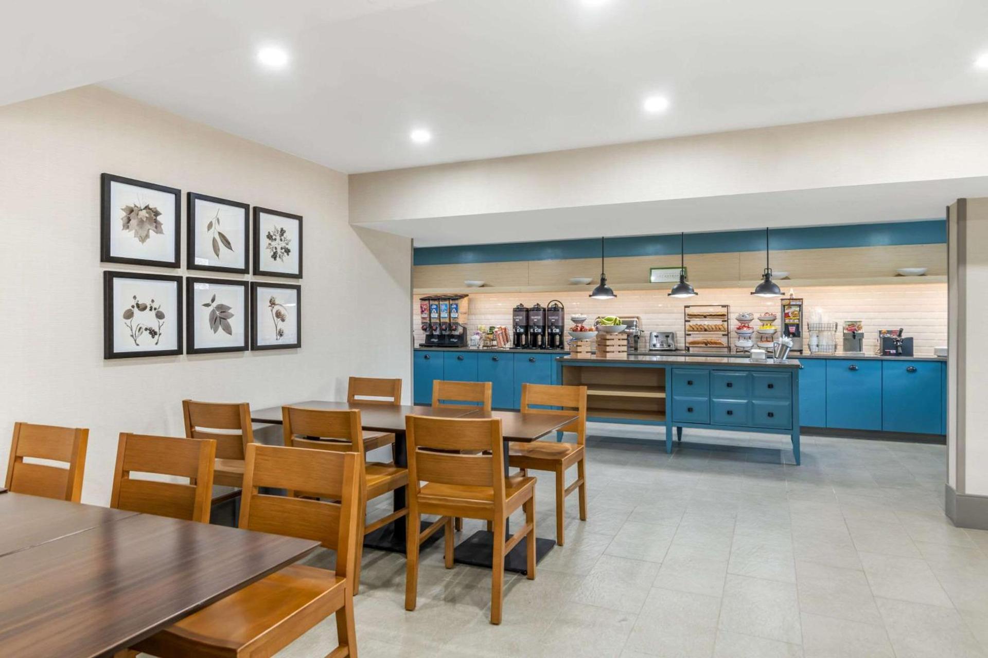Country Inn & Suites by Radisson, Atlanta Airport South, GA photo 42