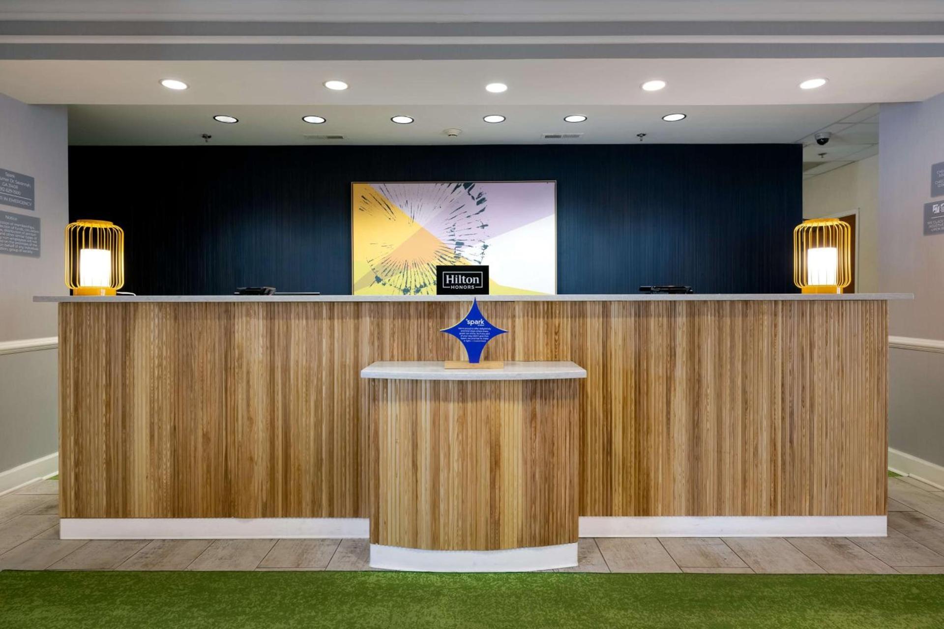 Spark by Hilton Savannah Airport photo 5