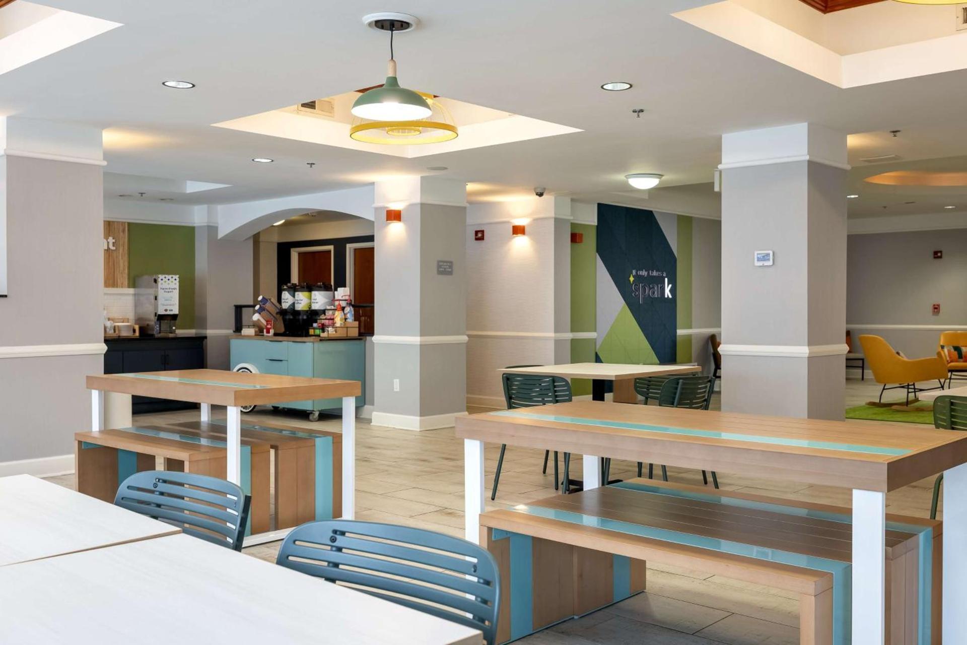 Spark by Hilton Savannah Airport photo 15