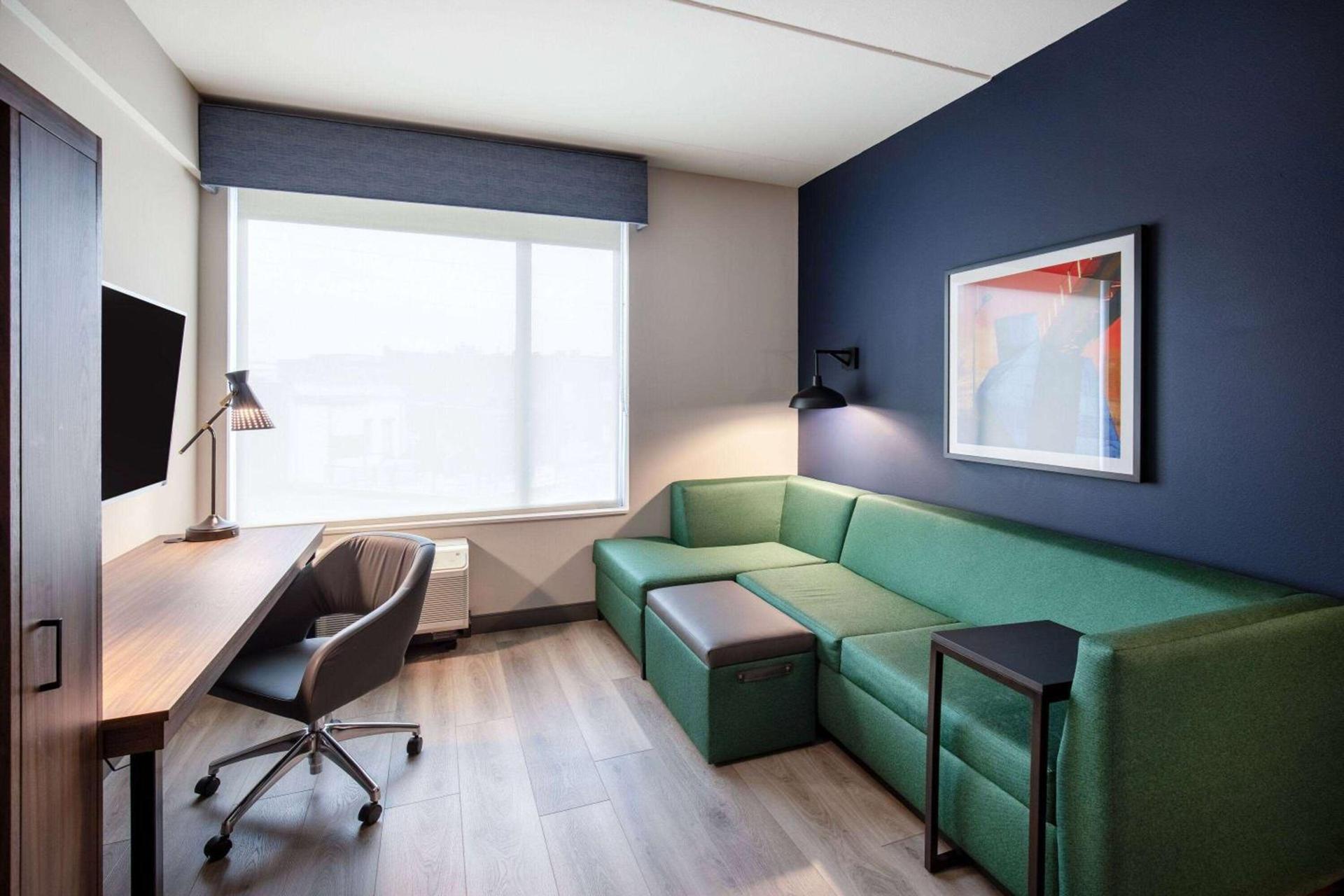 La Quinta Inn & Suites by Wyndham Chattanooga Downtown/South photo 10
