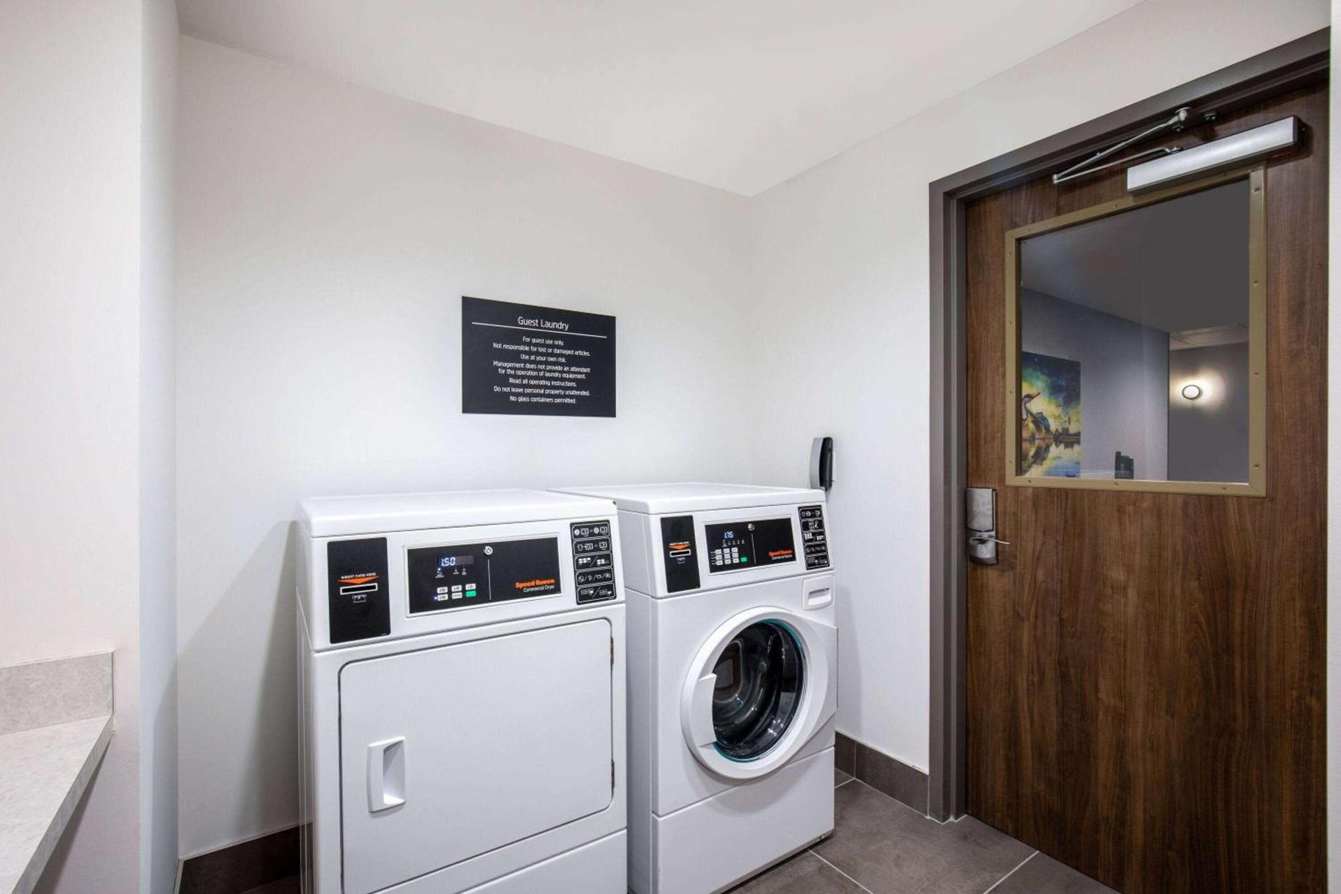 La Quinta Inn & Suites by Wyndham Chattanooga Downtown/South photo 19