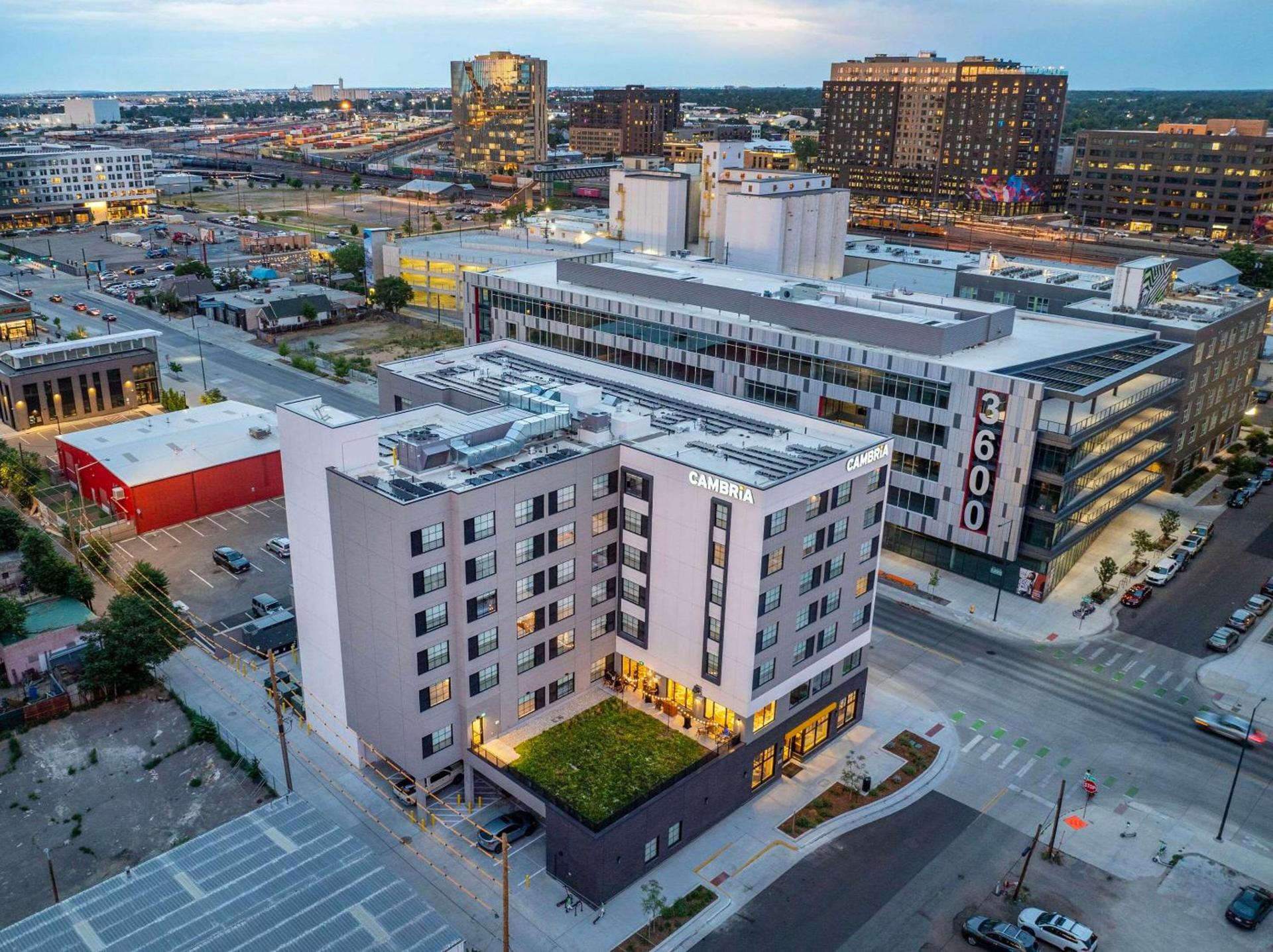 Cambria Hotel Denver Downtown RiNo photo 3
