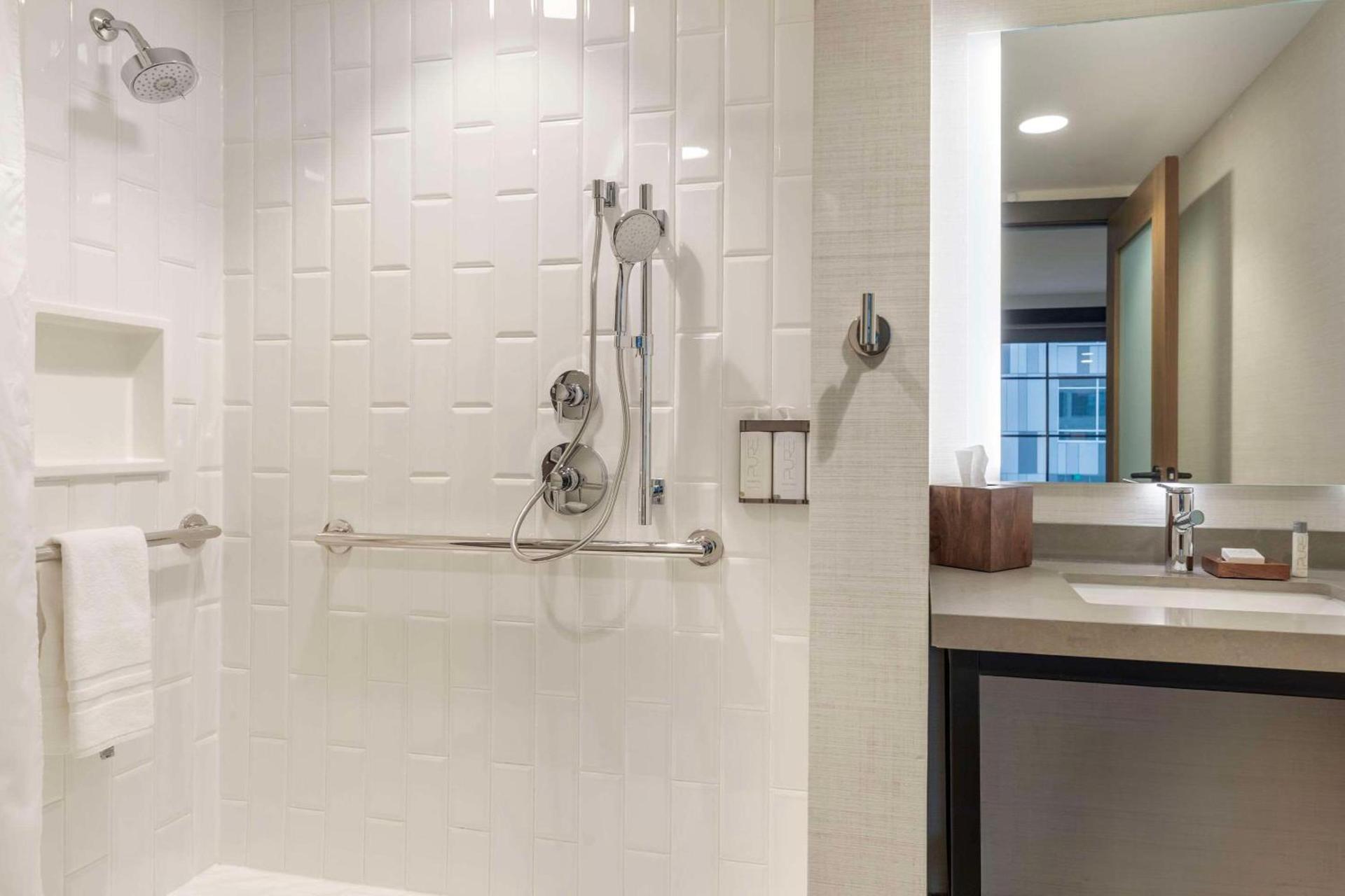 Cambria Hotel Denver Downtown RiNo photo 29