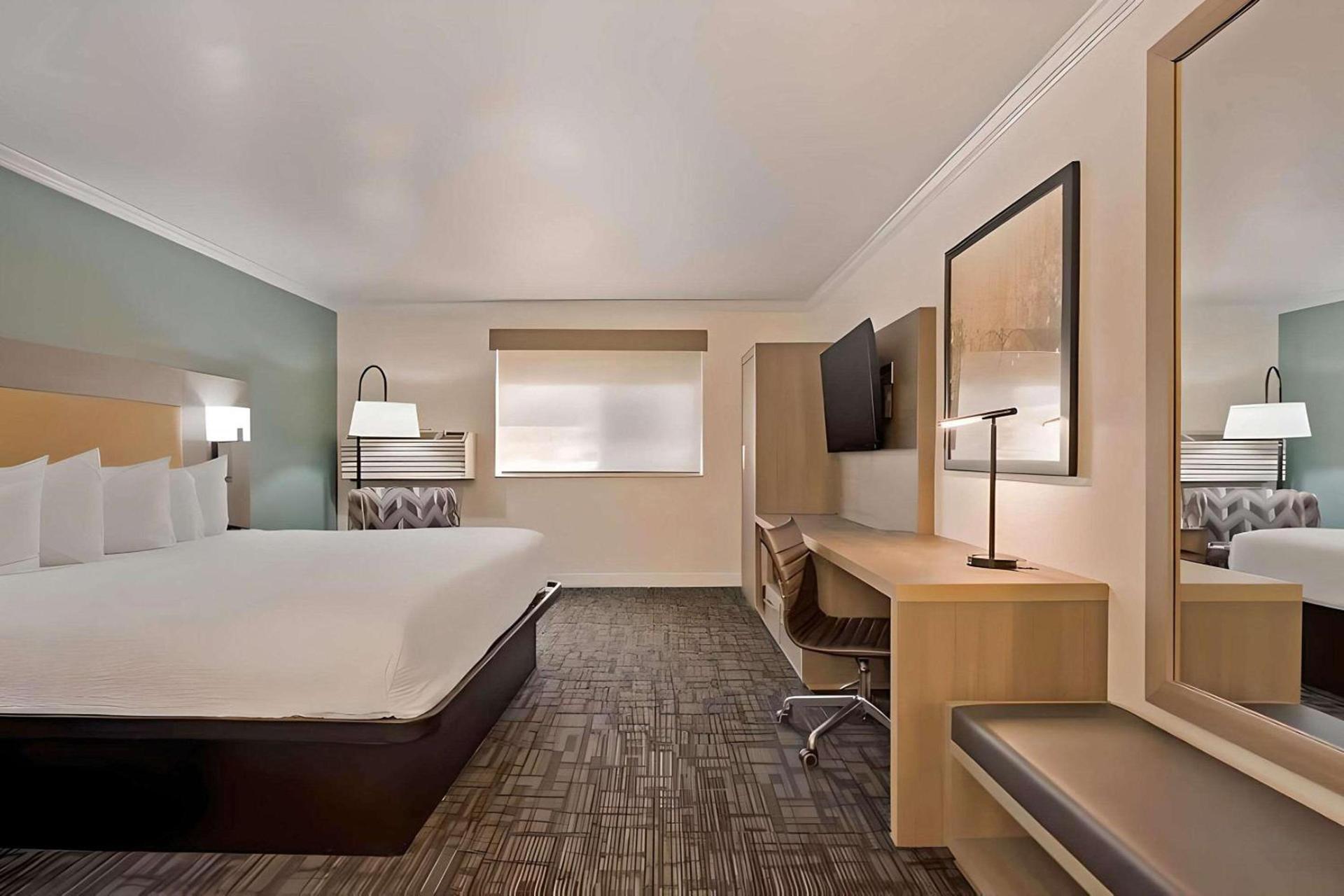 Comfort Inn Hayward - Oakland South photo 6