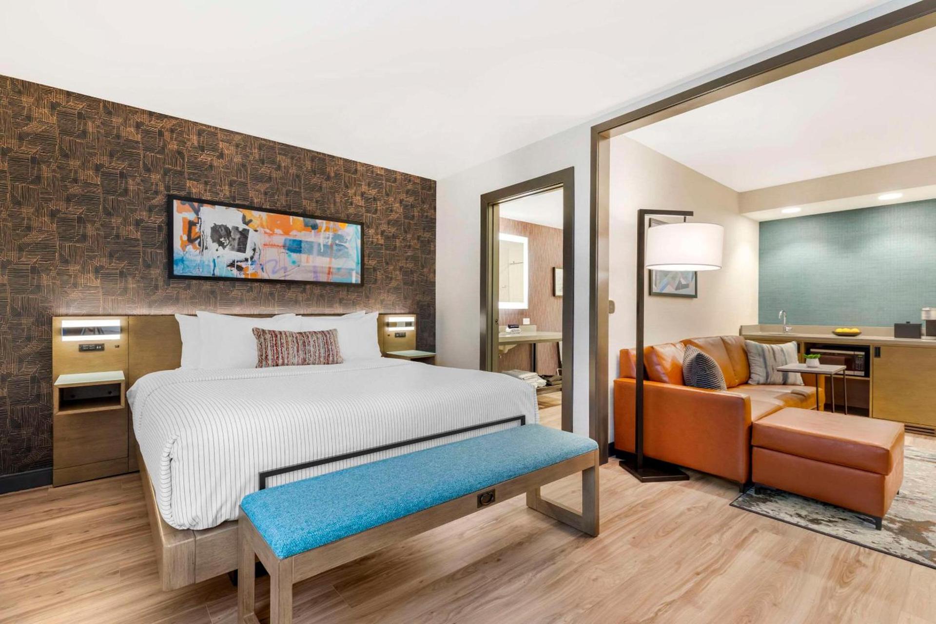 Cambria Hotel Denver Downtown RiNo photo 30