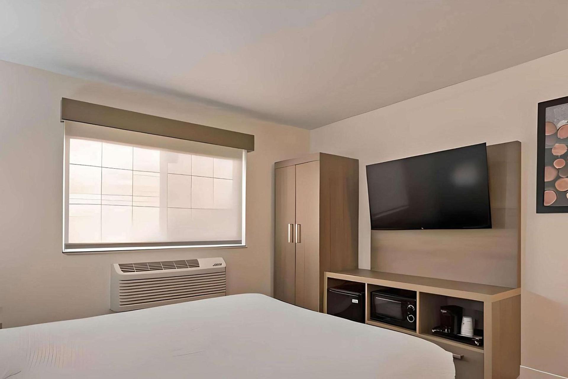 Comfort Inn Hayward - Oakland South photo 9
