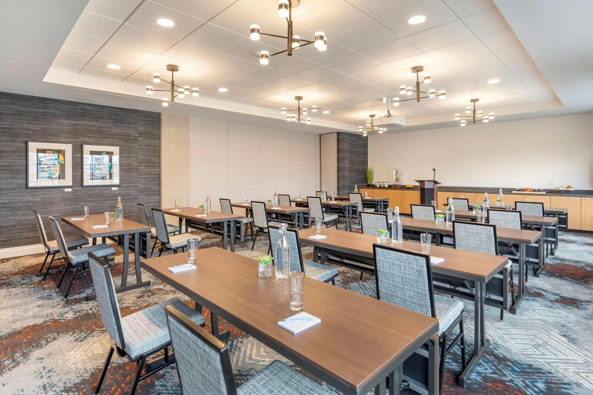 Cambria Hotel Denver Downtown RiNo photo 44