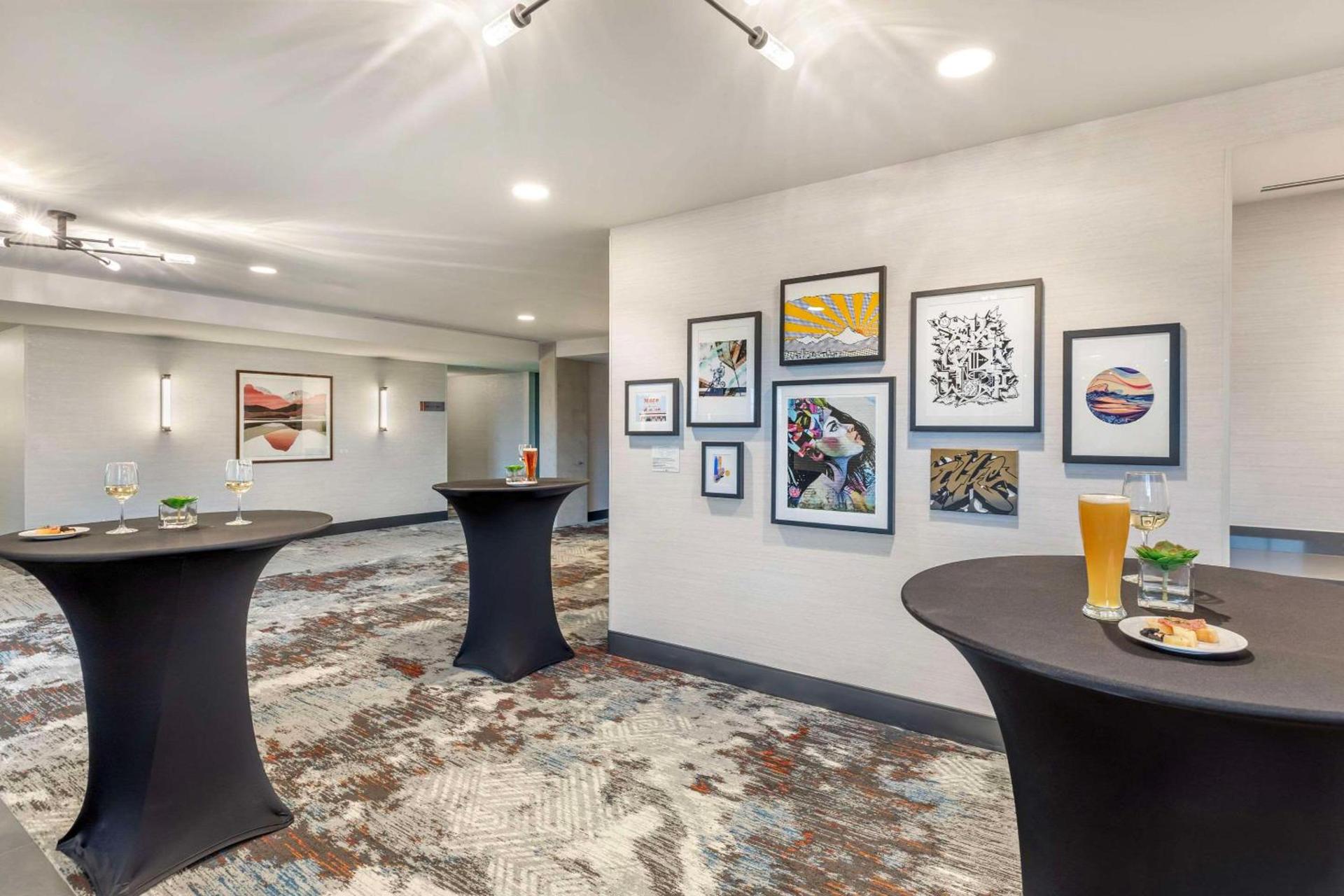 Cambria Hotel Denver Downtown RiNo photo 75
