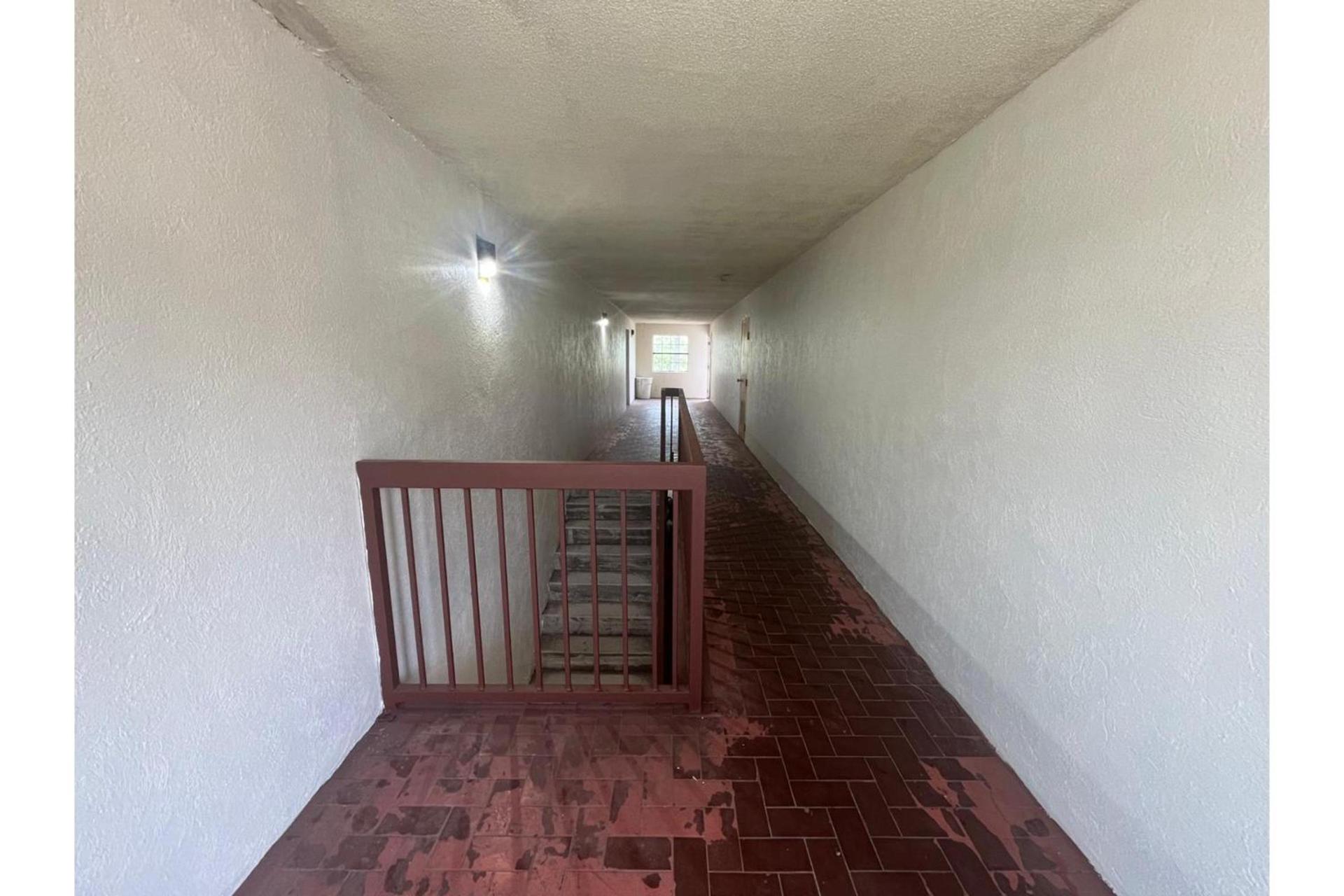 La Posada Inn By OYO Brownsville photo 12