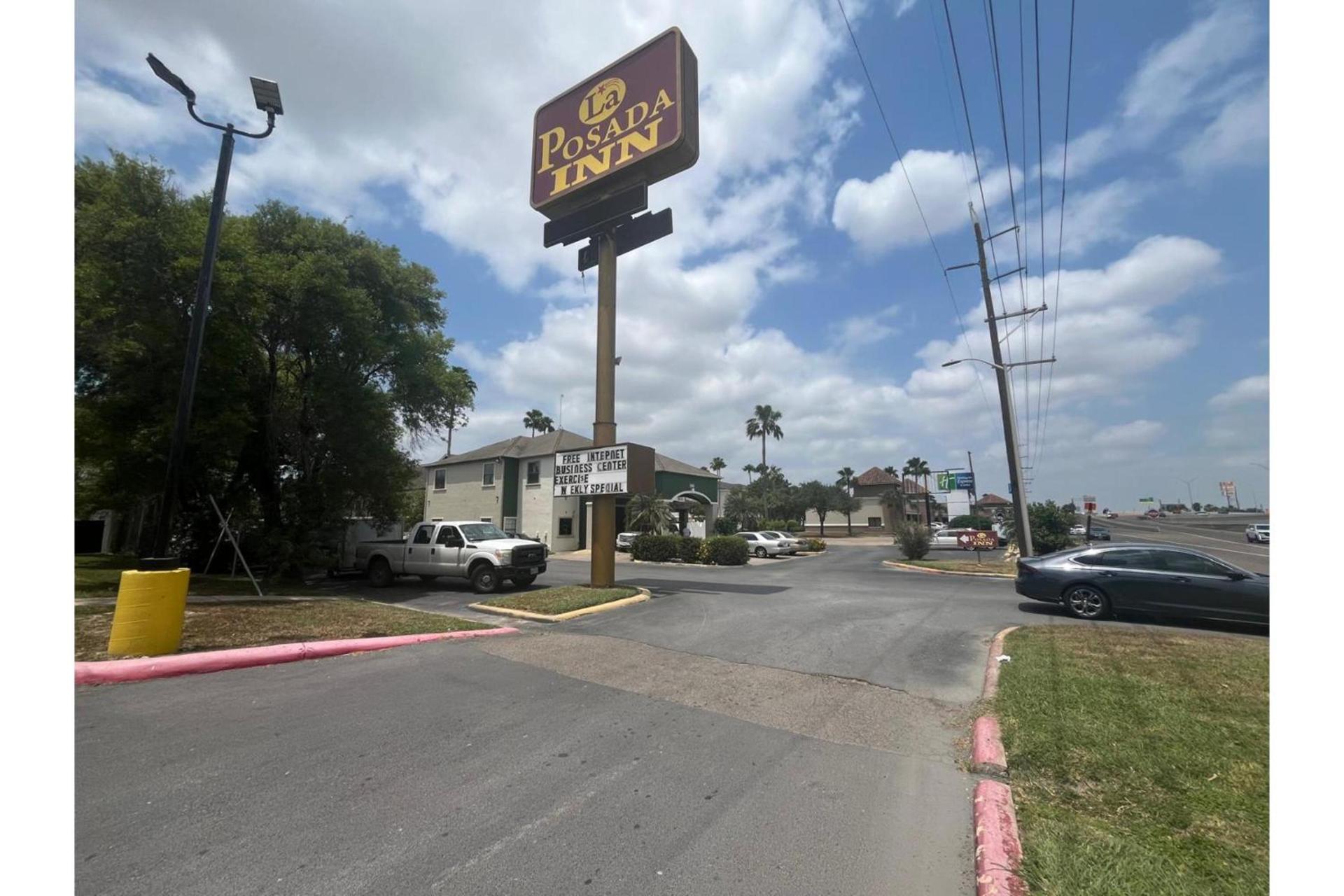 La Posada Inn By OYO Brownsville photo 1