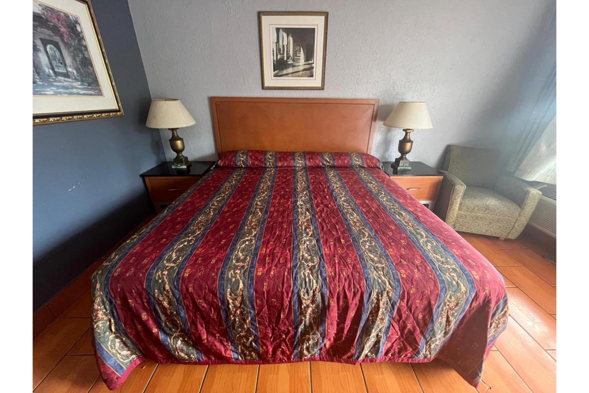 La Posada Inn By OYO Brownsville photo 34