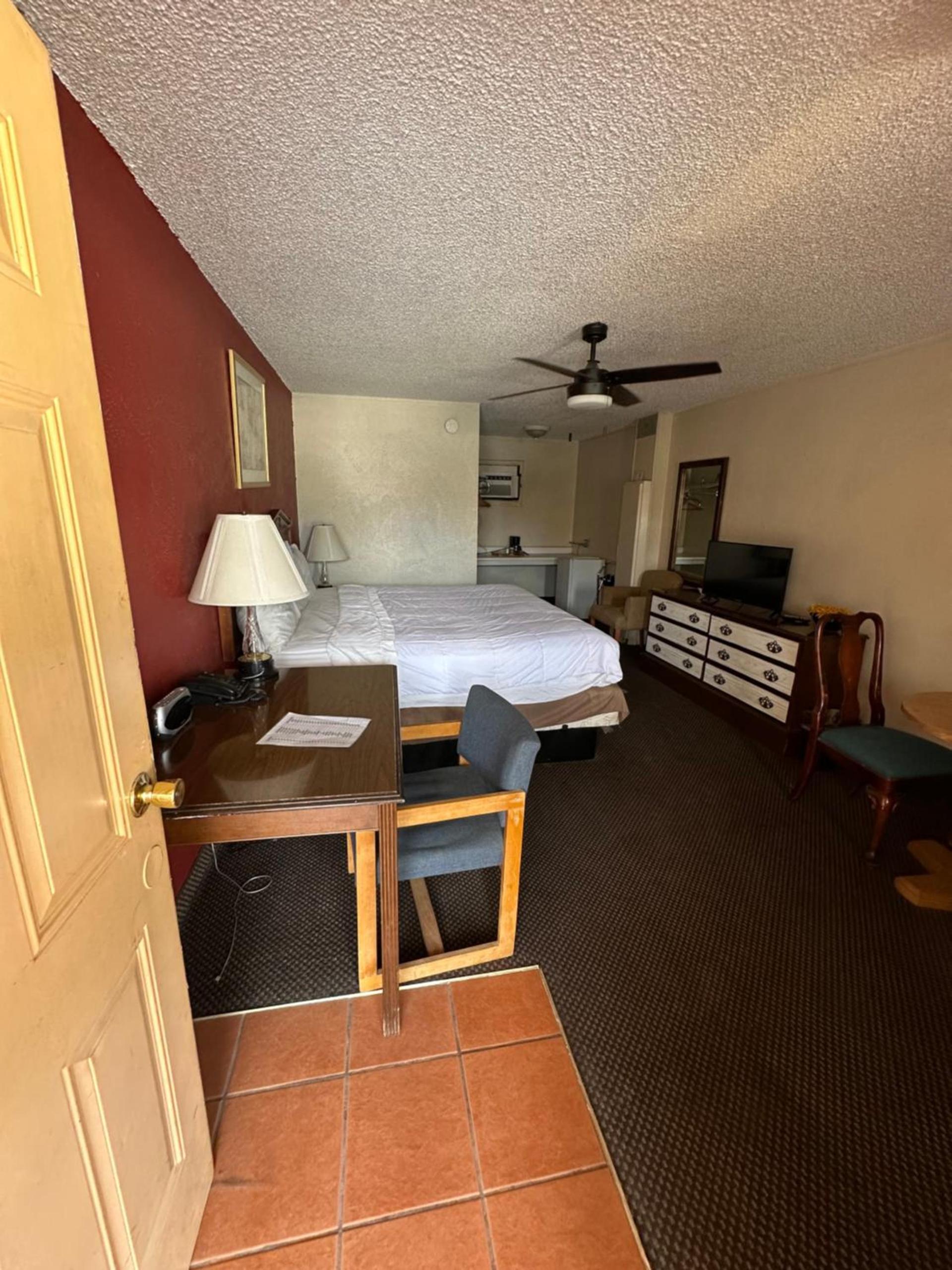 Hico Hills Inn photo 2