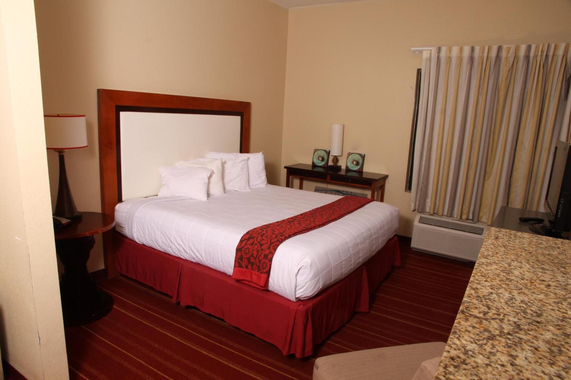 Days Inn by Wyndham Semmes Mobile photo 4
