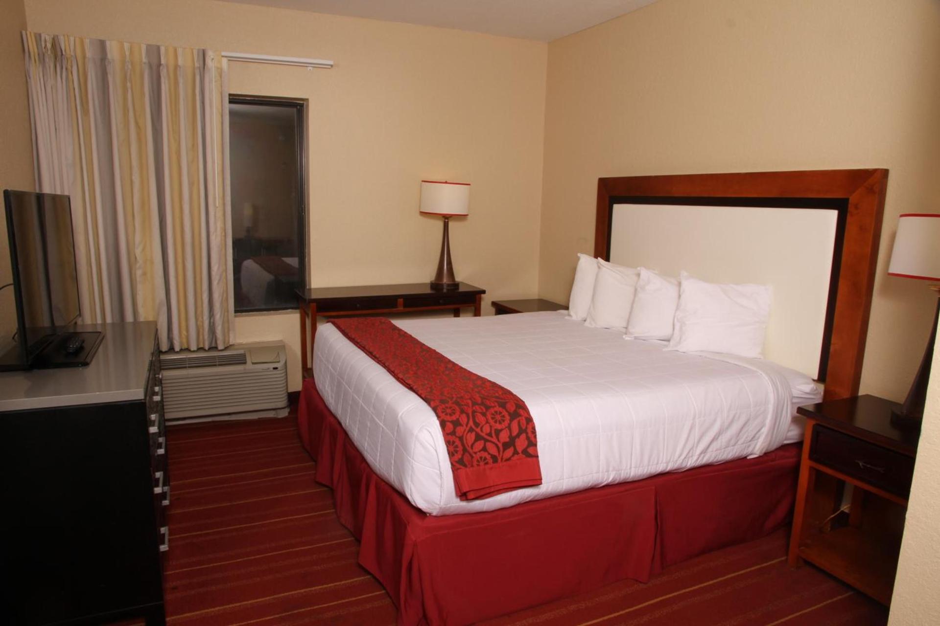 Days Inn by Wyndham Semmes Mobile photo 3