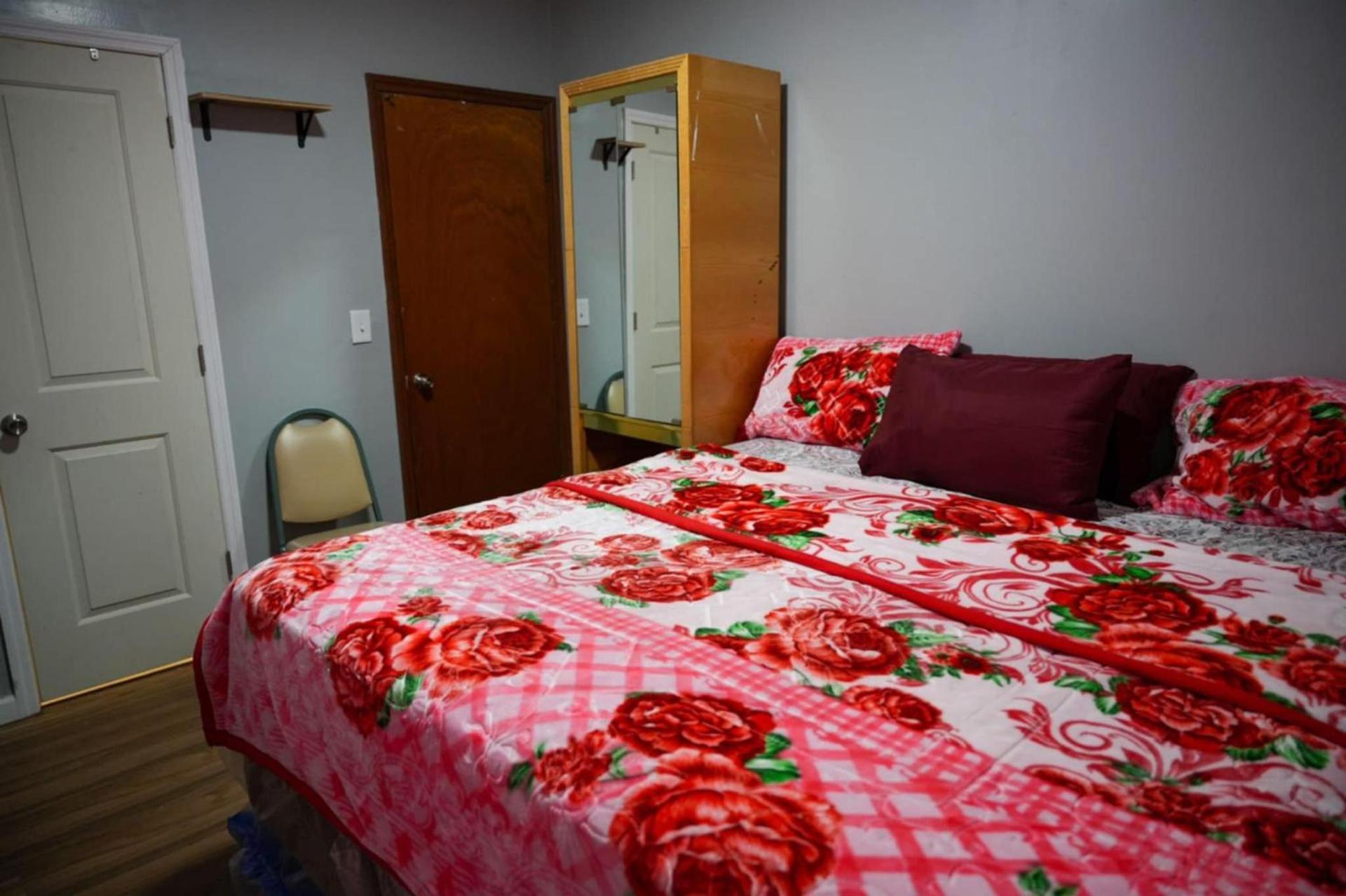 Divine Villa Guest House Harper Ave WITH FREE PRIVATE PARKING photo 23