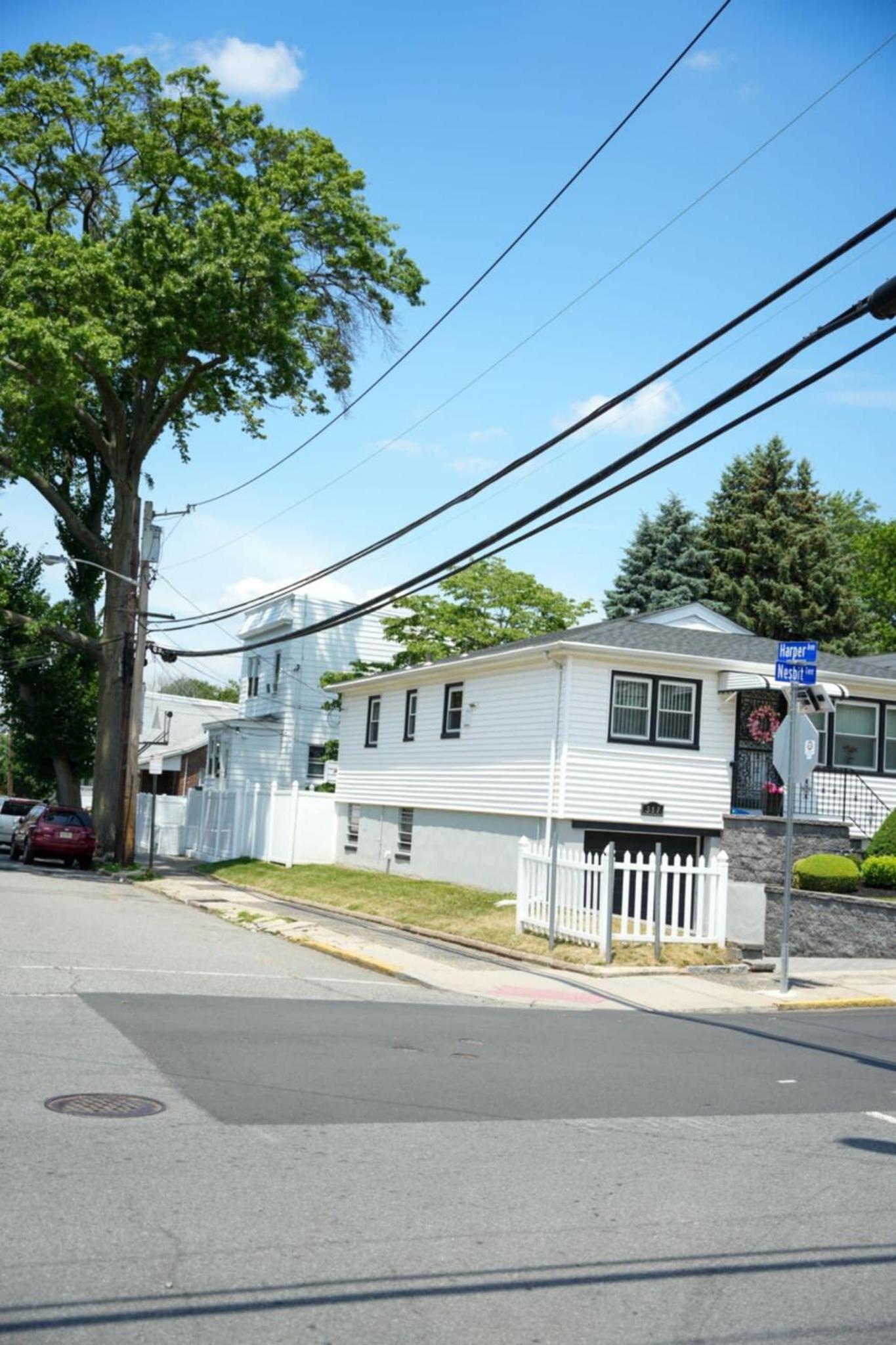 Divine Villa Guest House Harper Ave WITH FREE PRIVATE PARKING photo 25