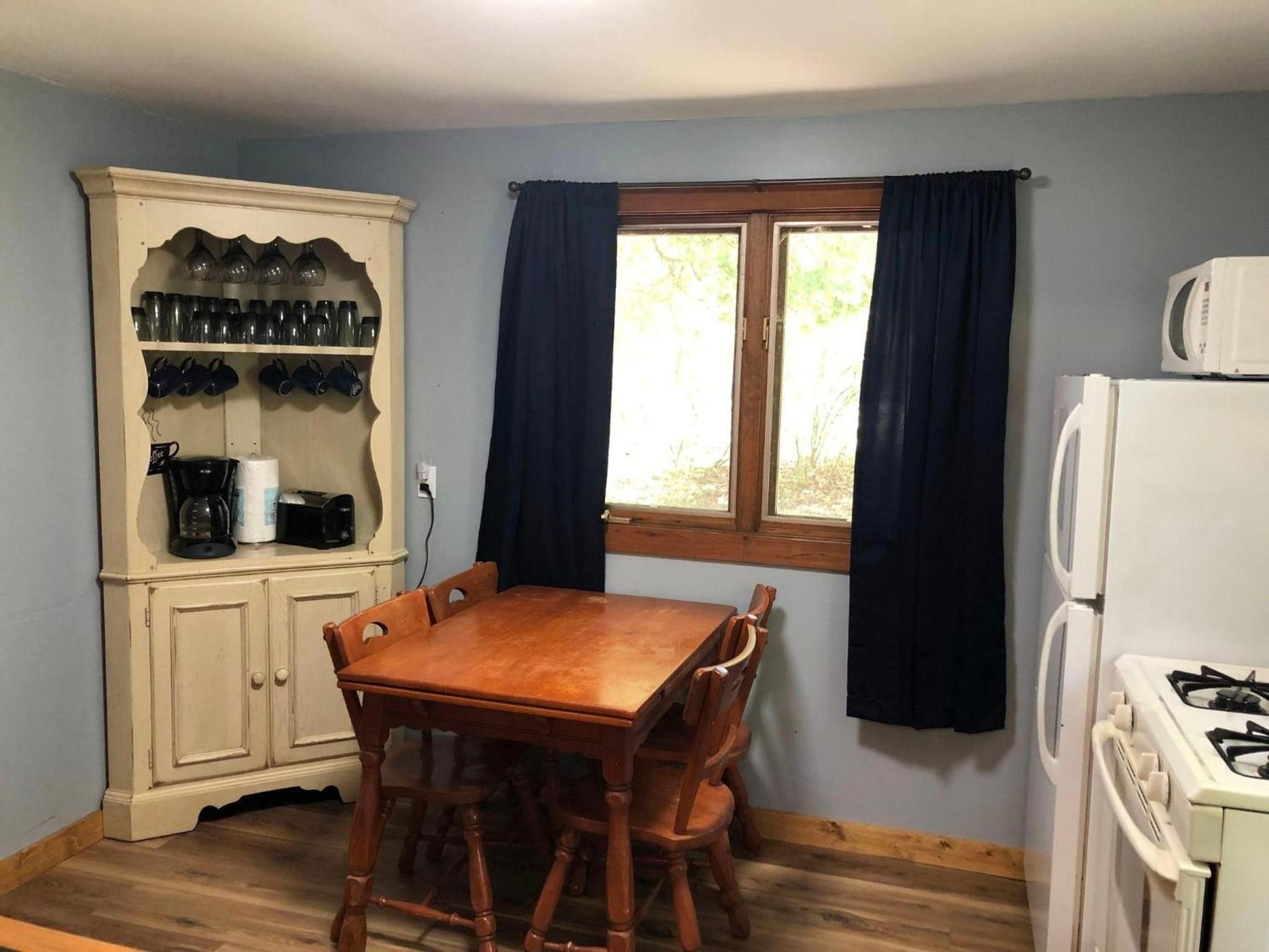 Steffen's Cedar Lodge photo 59