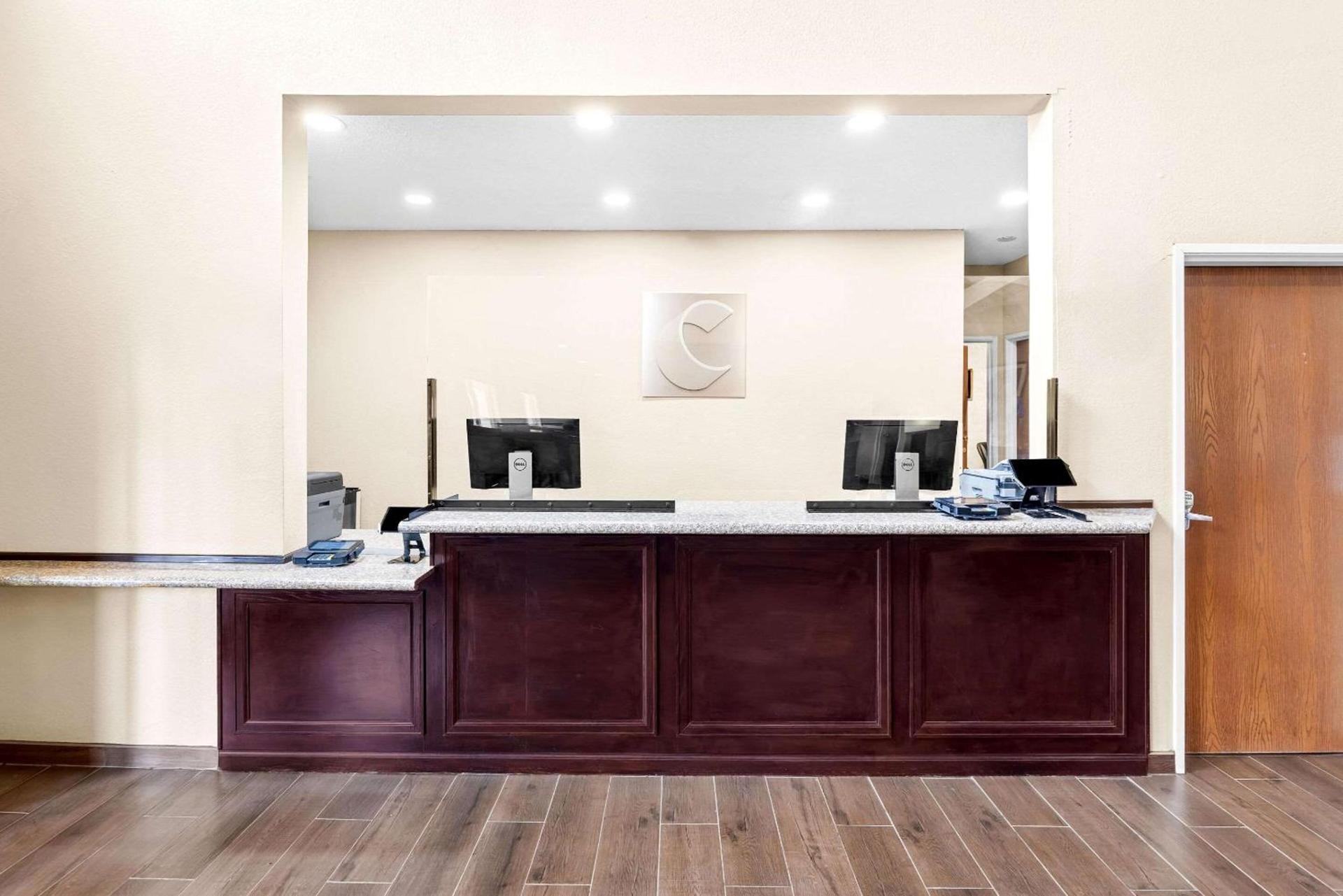 Comfort Inn & Suites Pueblo photo 6