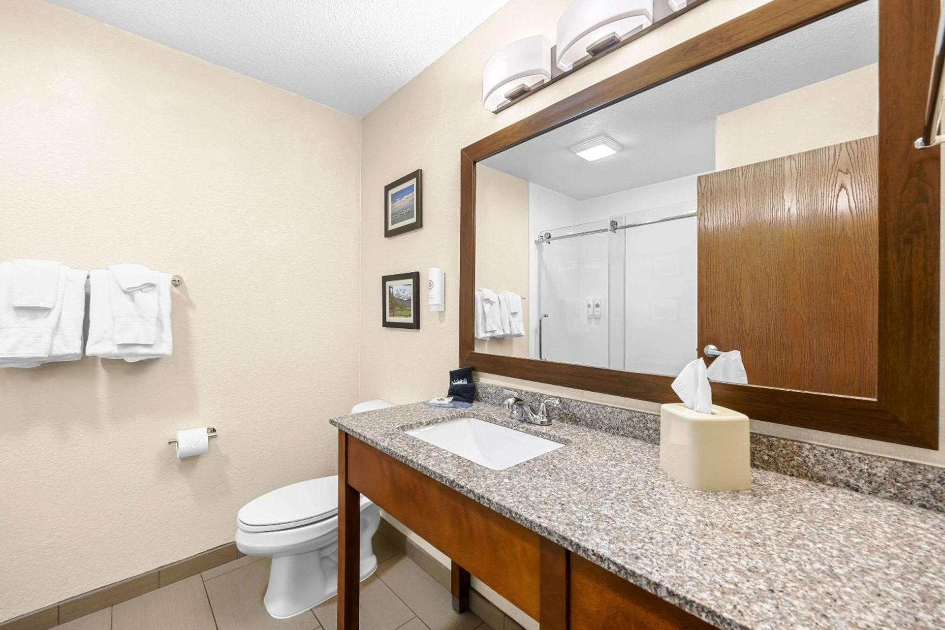 Comfort Inn & Suites Pueblo photo 22