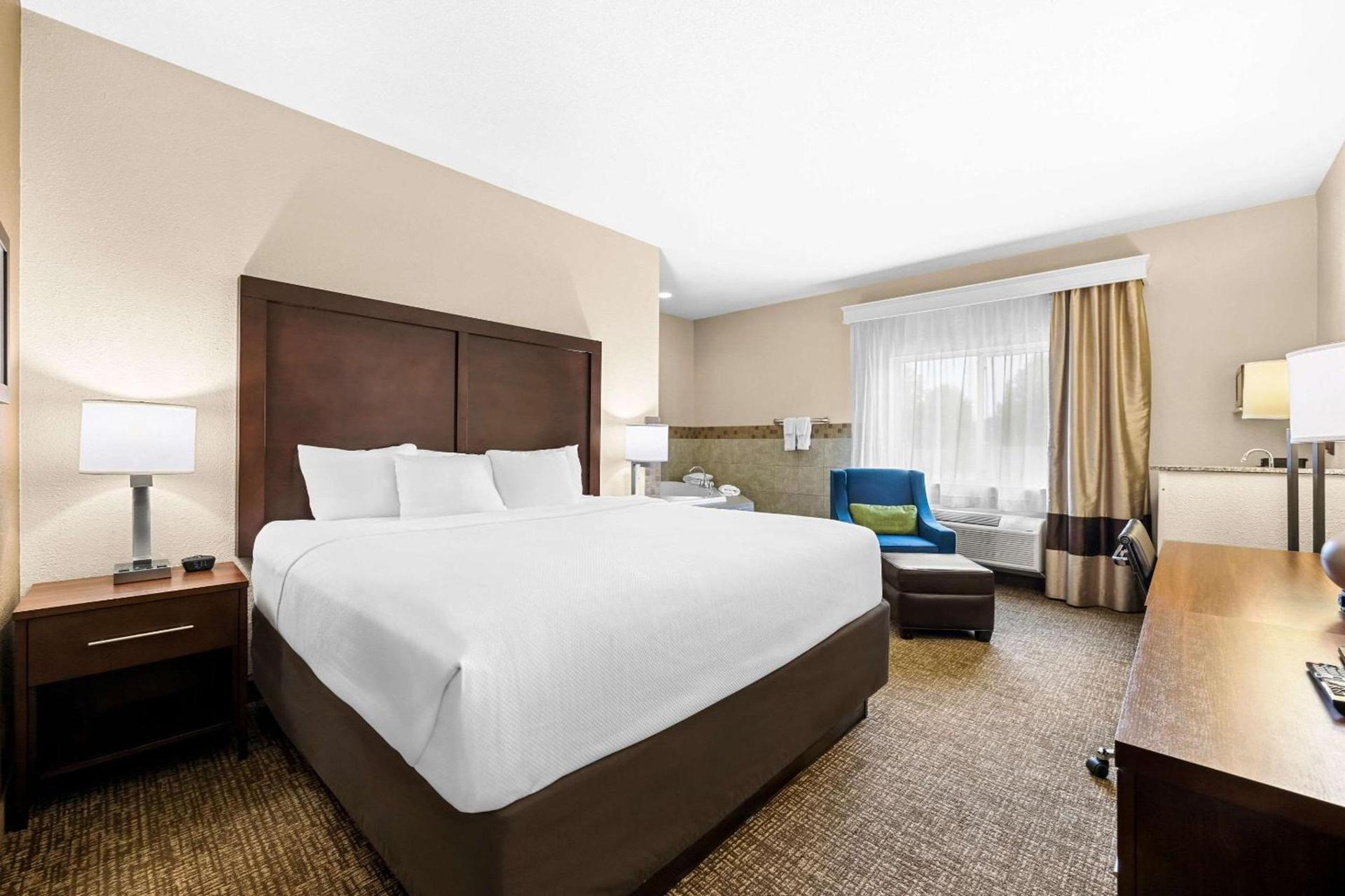 Comfort Inn & Suites Pueblo photo 40