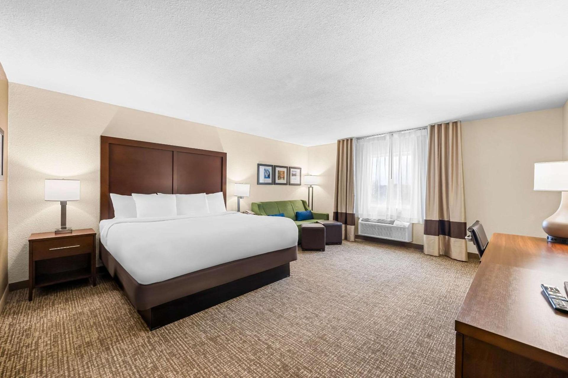 Comfort Inn & Suites Pueblo photo 50