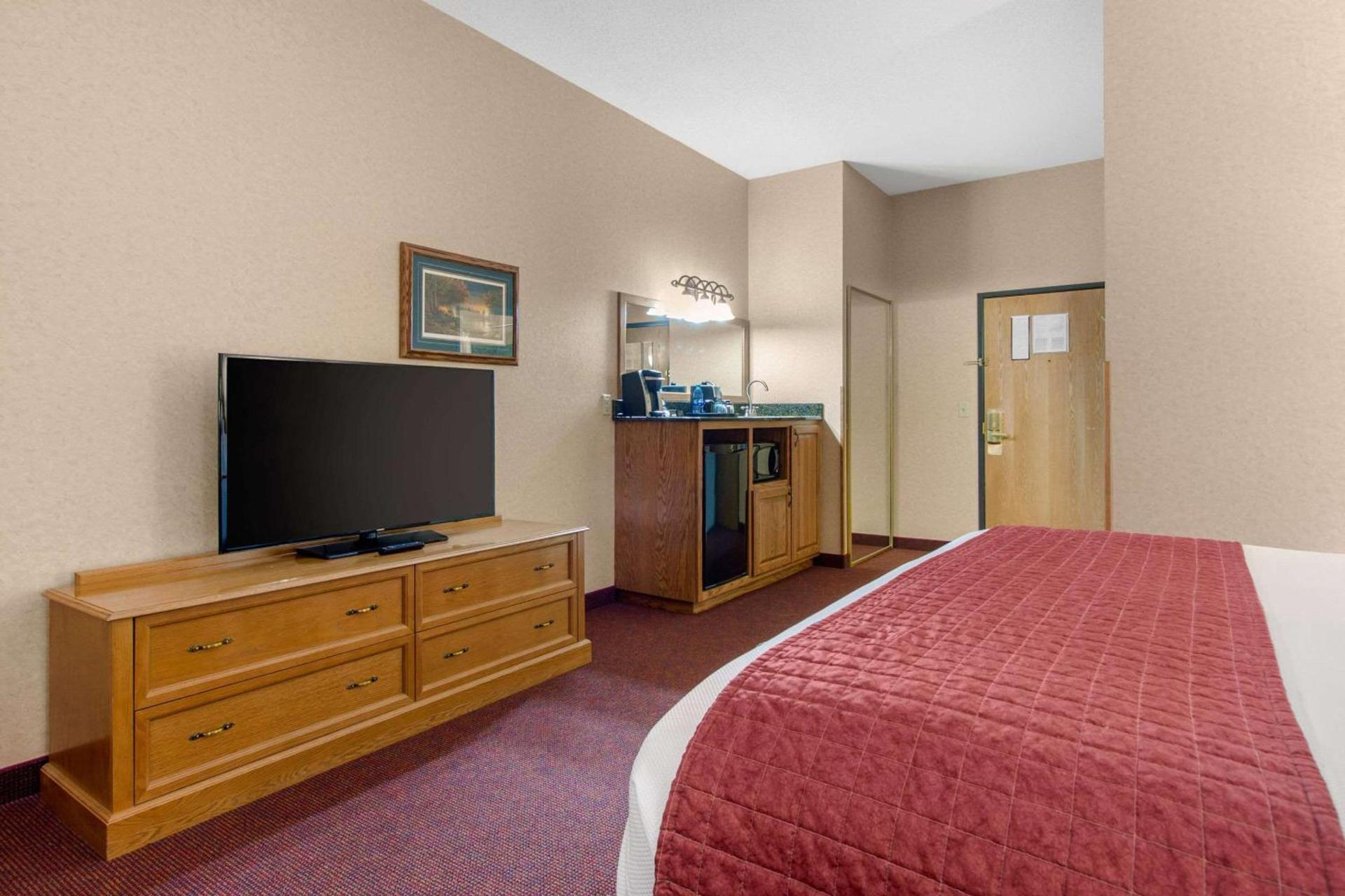 Norfolk Lodge & Suites, an Ascend Collection Hotel photo 14