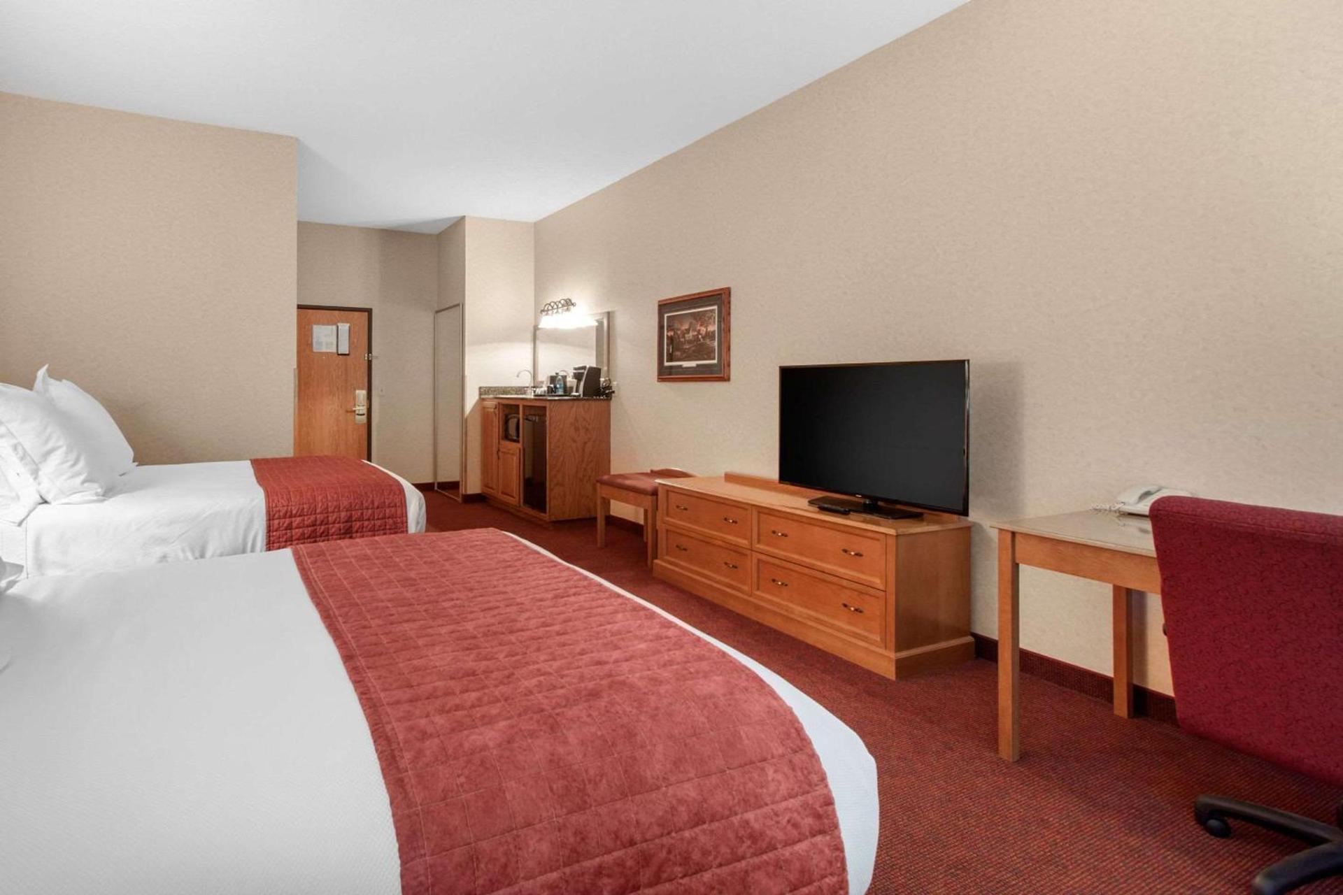 Norfolk Lodge & Suites, an Ascend Collection Hotel photo 33