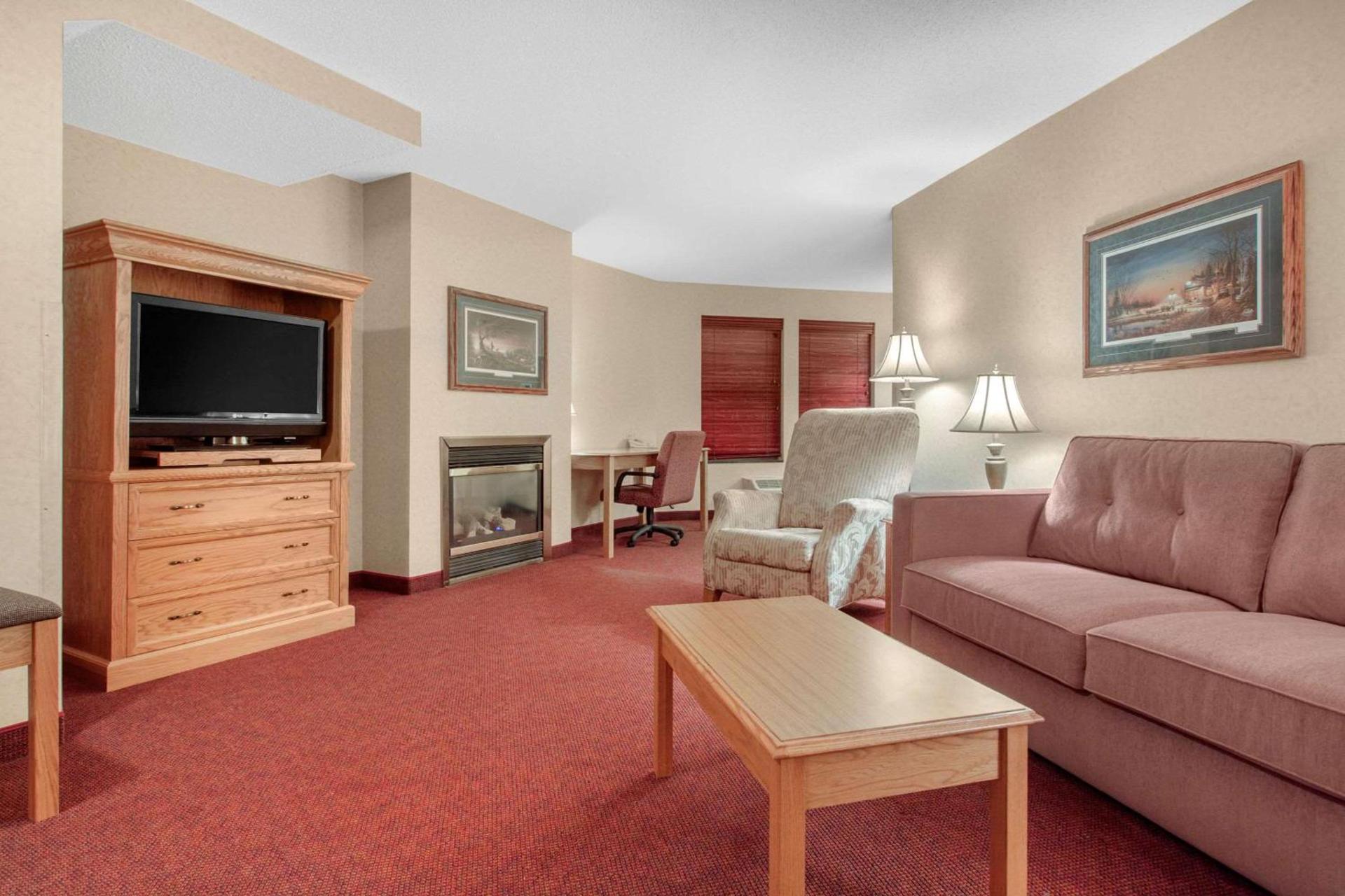 Norfolk Lodge & Suites, an Ascend Collection Hotel photo 49