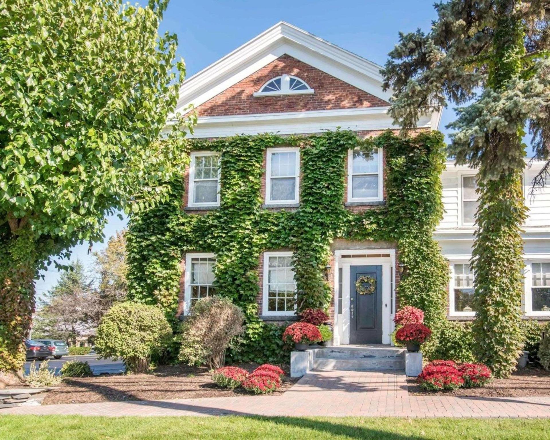 The Century House Latham - North Albany, an Ascend Collection Hotel photo 3