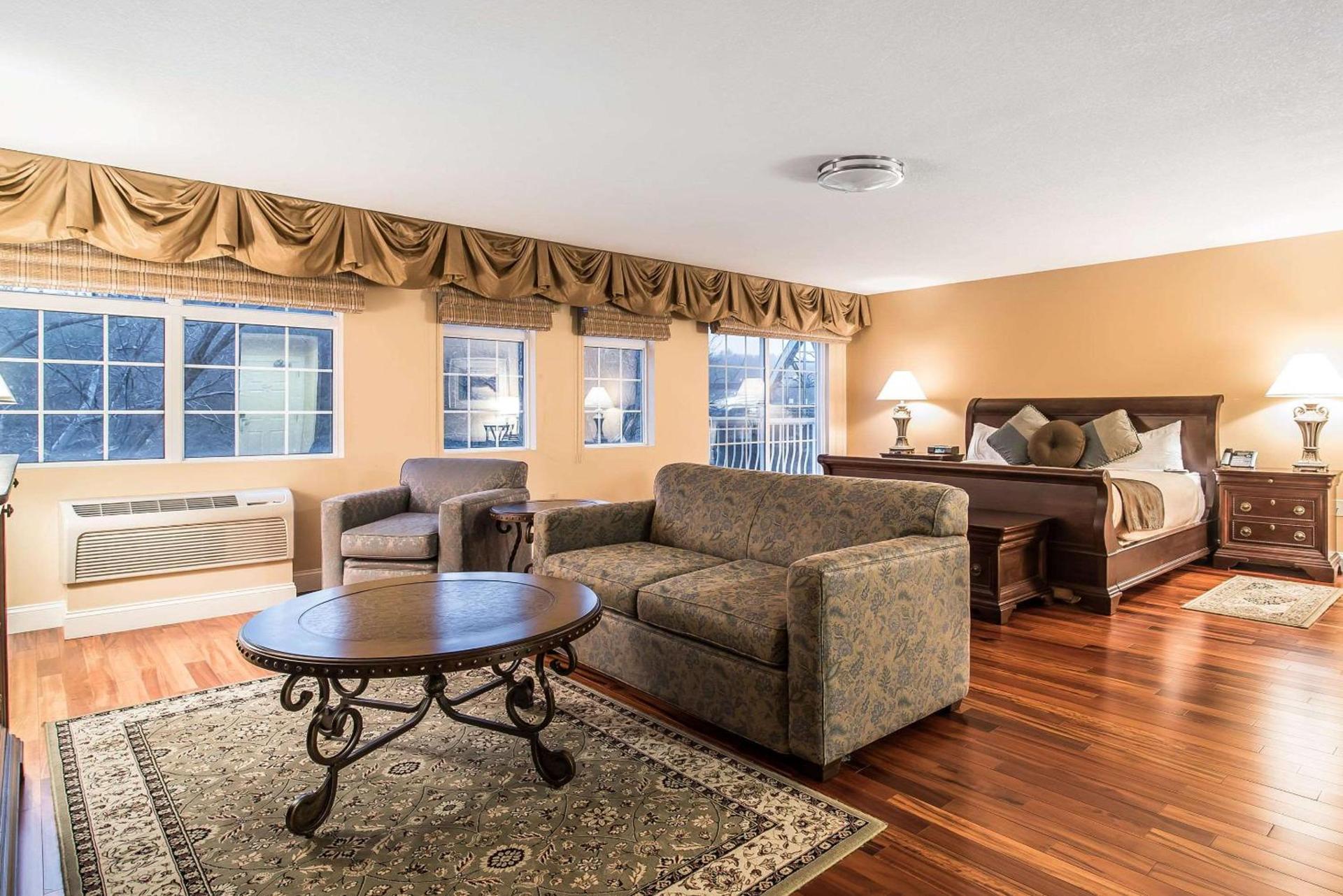 Riverside Hotel, an Ascend Collection Hotel photo 15