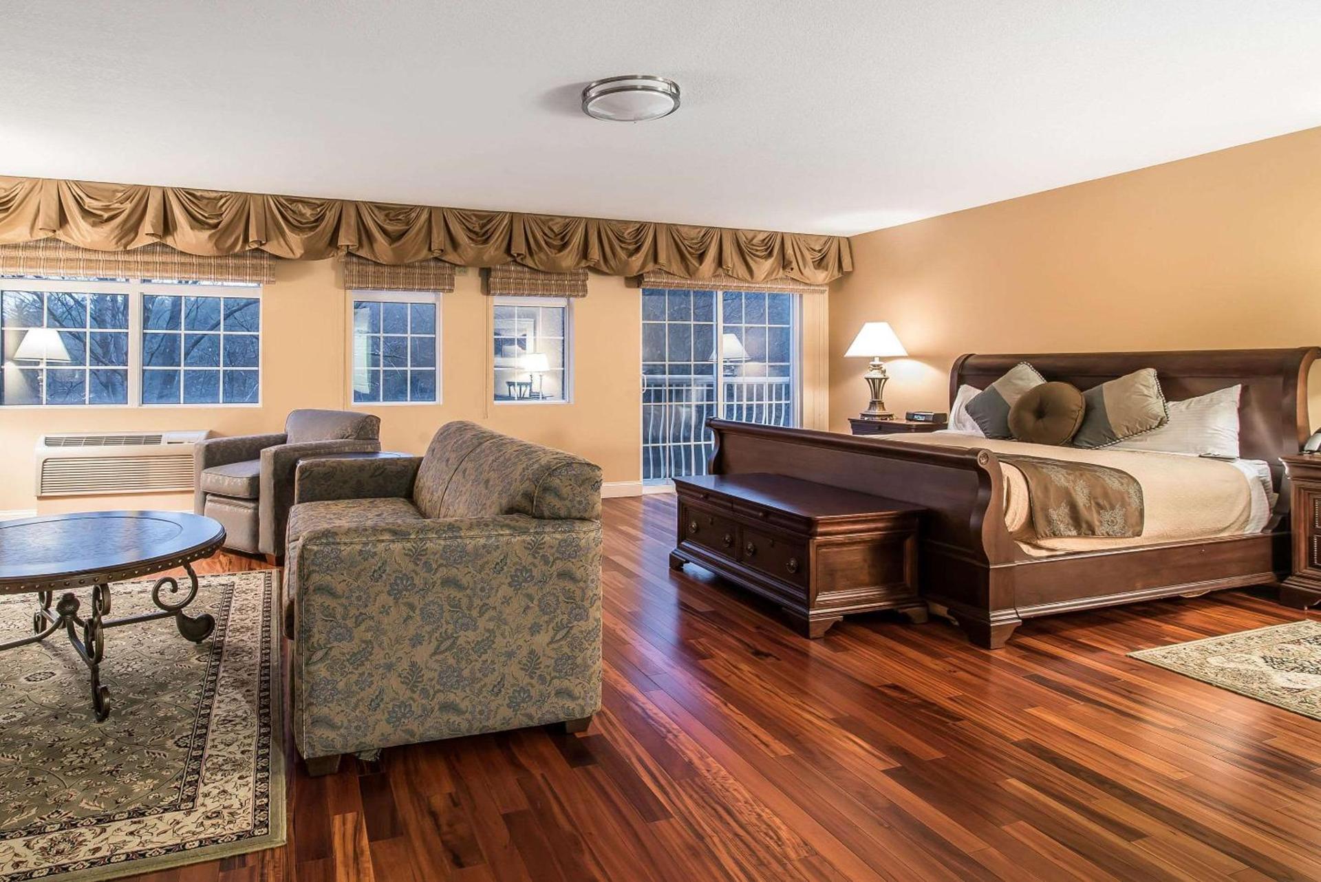 Riverside Hotel, an Ascend Collection Hotel photo 17