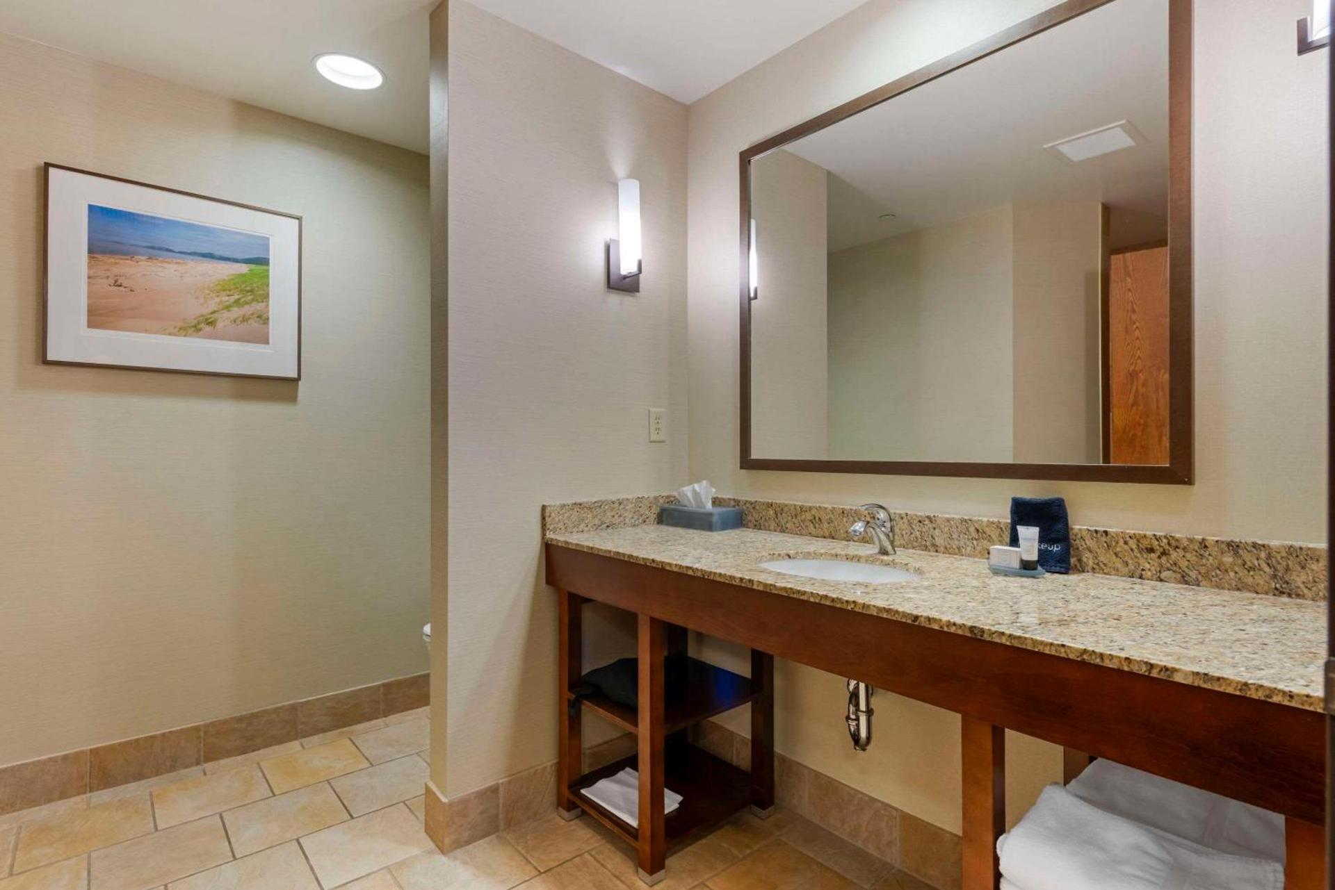 Lift Bridge Lodge, an Ascend Collection Hotel photo 30
