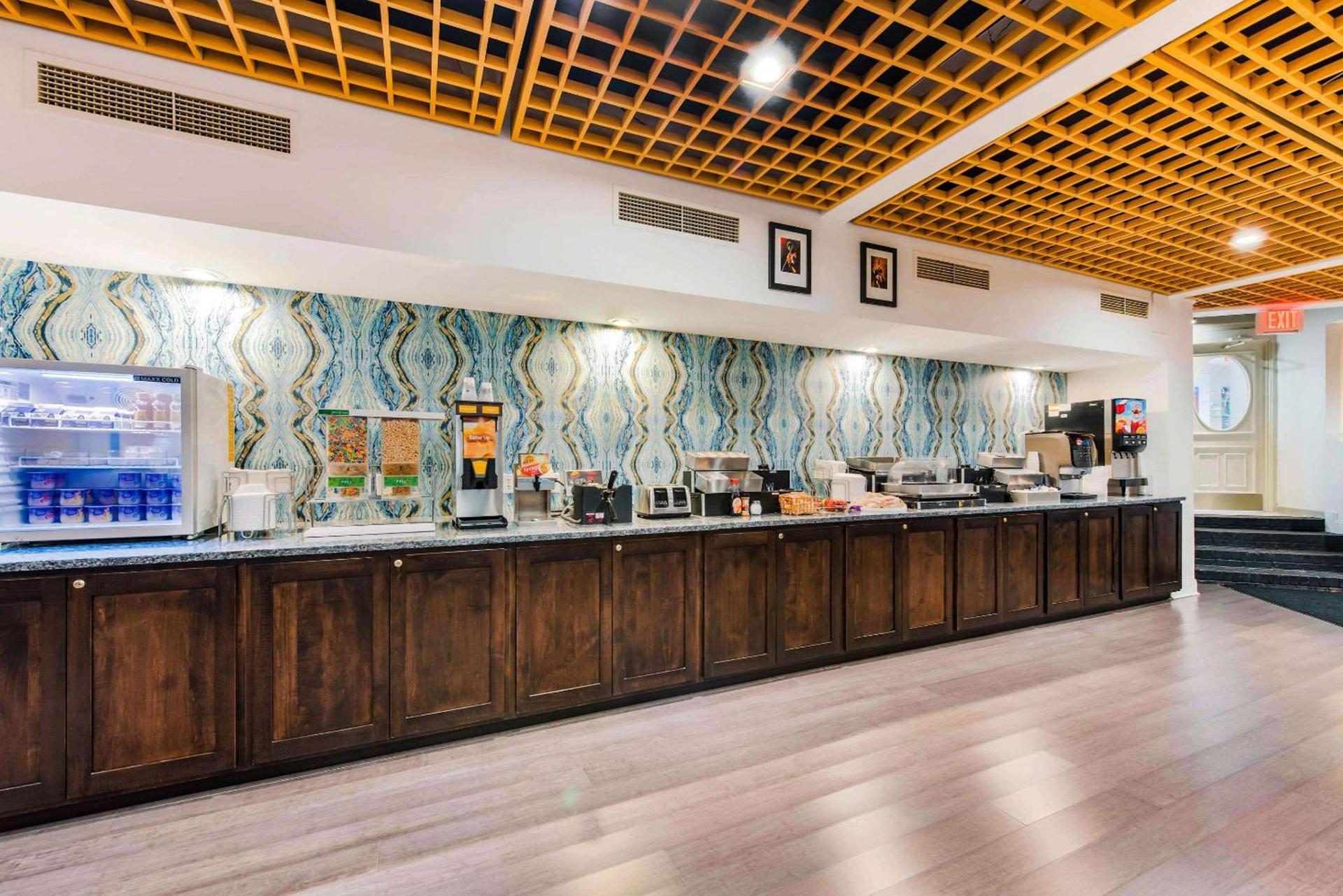 The Blu Hotel Blue Ash Cincinnati, an Ascend Collection Hotel photo 35