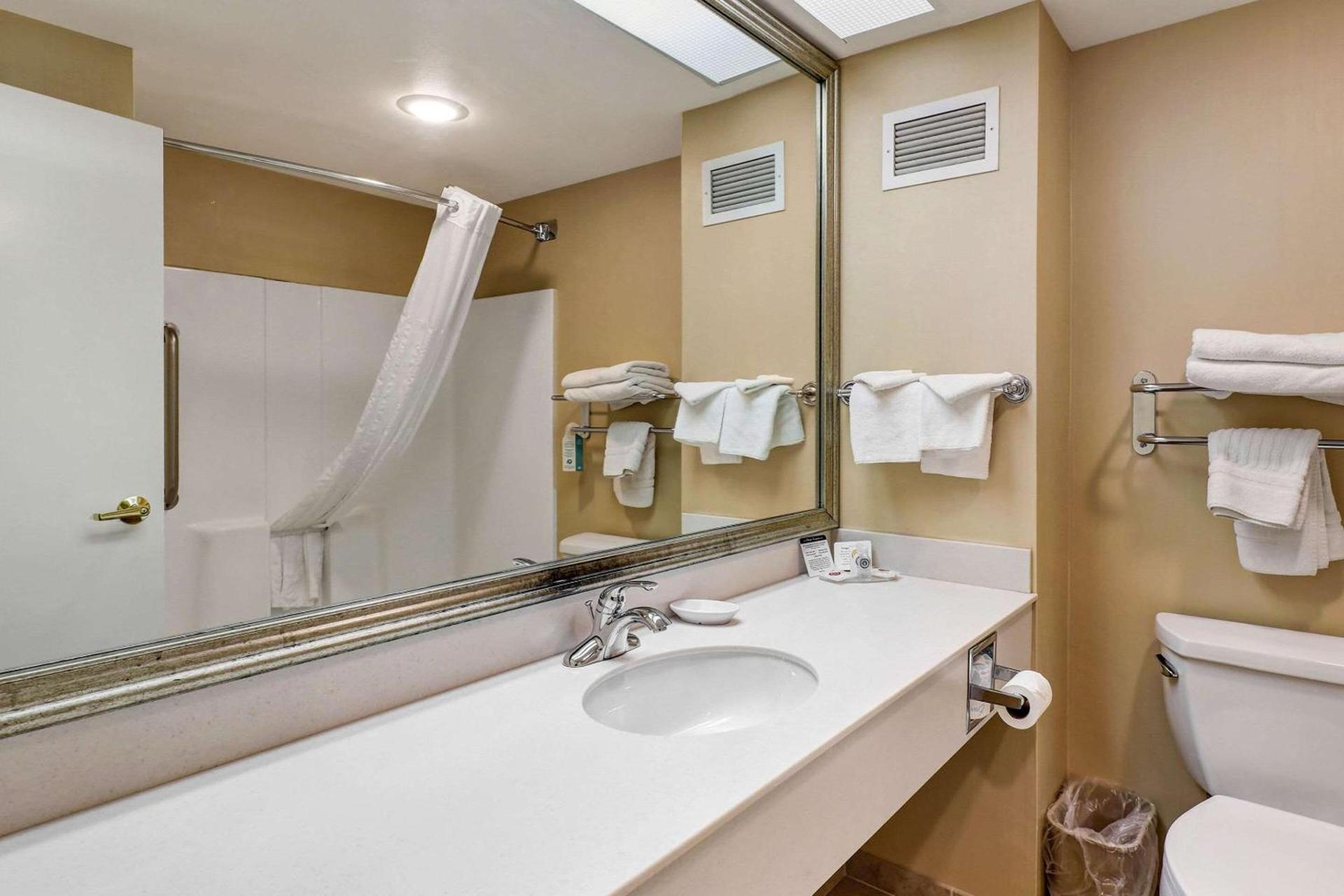 Comfort Inn Bellingham photo 40