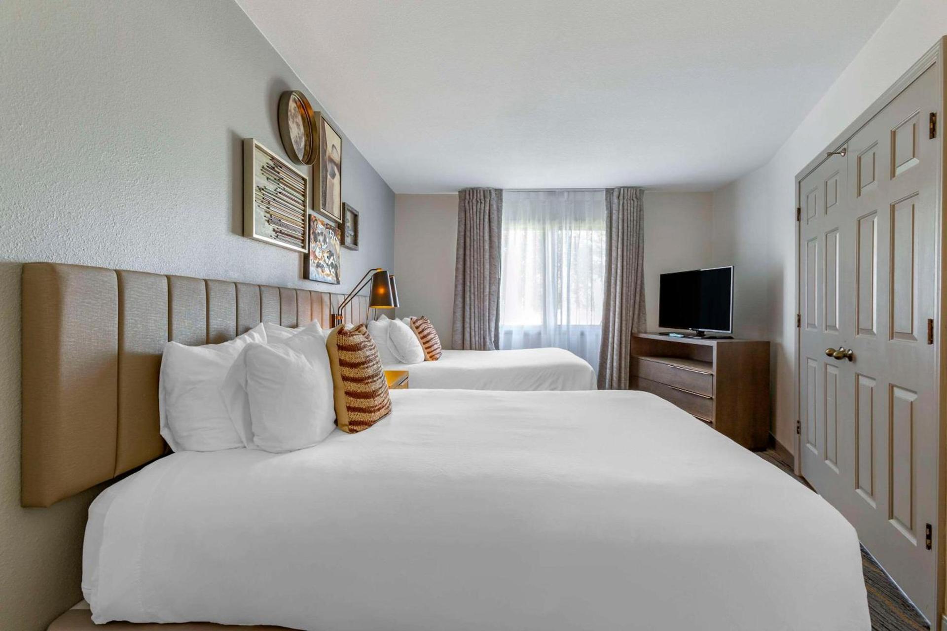 Windmill Suites Surprise - Phoenix, an Ascend Collection Hotel photo 10