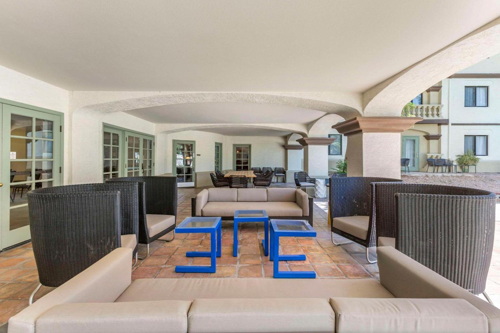 Windmill Suites Surprise - Phoenix, an Ascend Collection Hotel photo 26