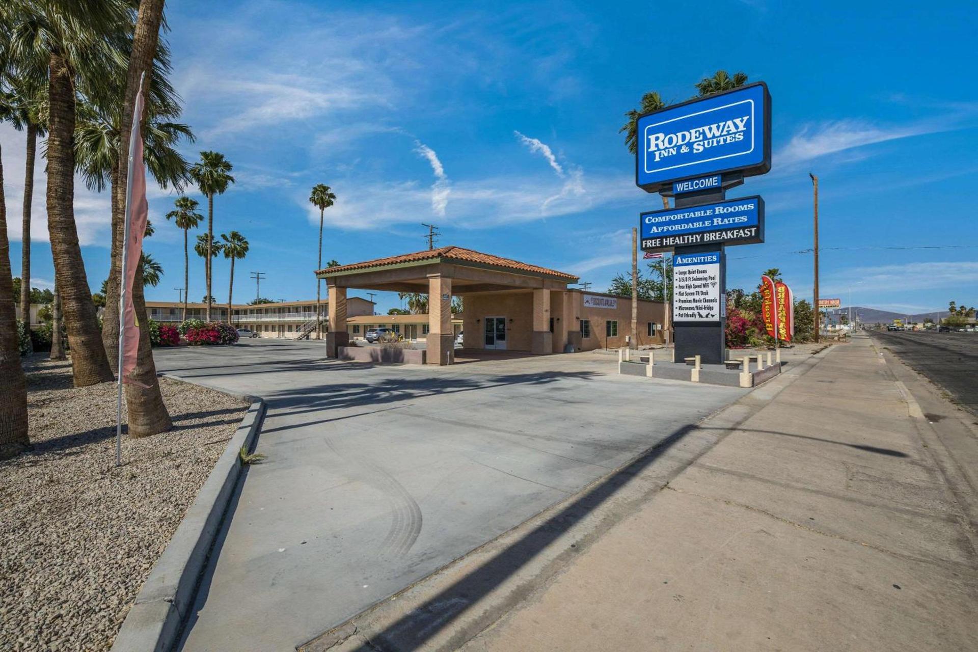 Rodeway Inn & Suites Blythe I-10 — hotel in Blythe